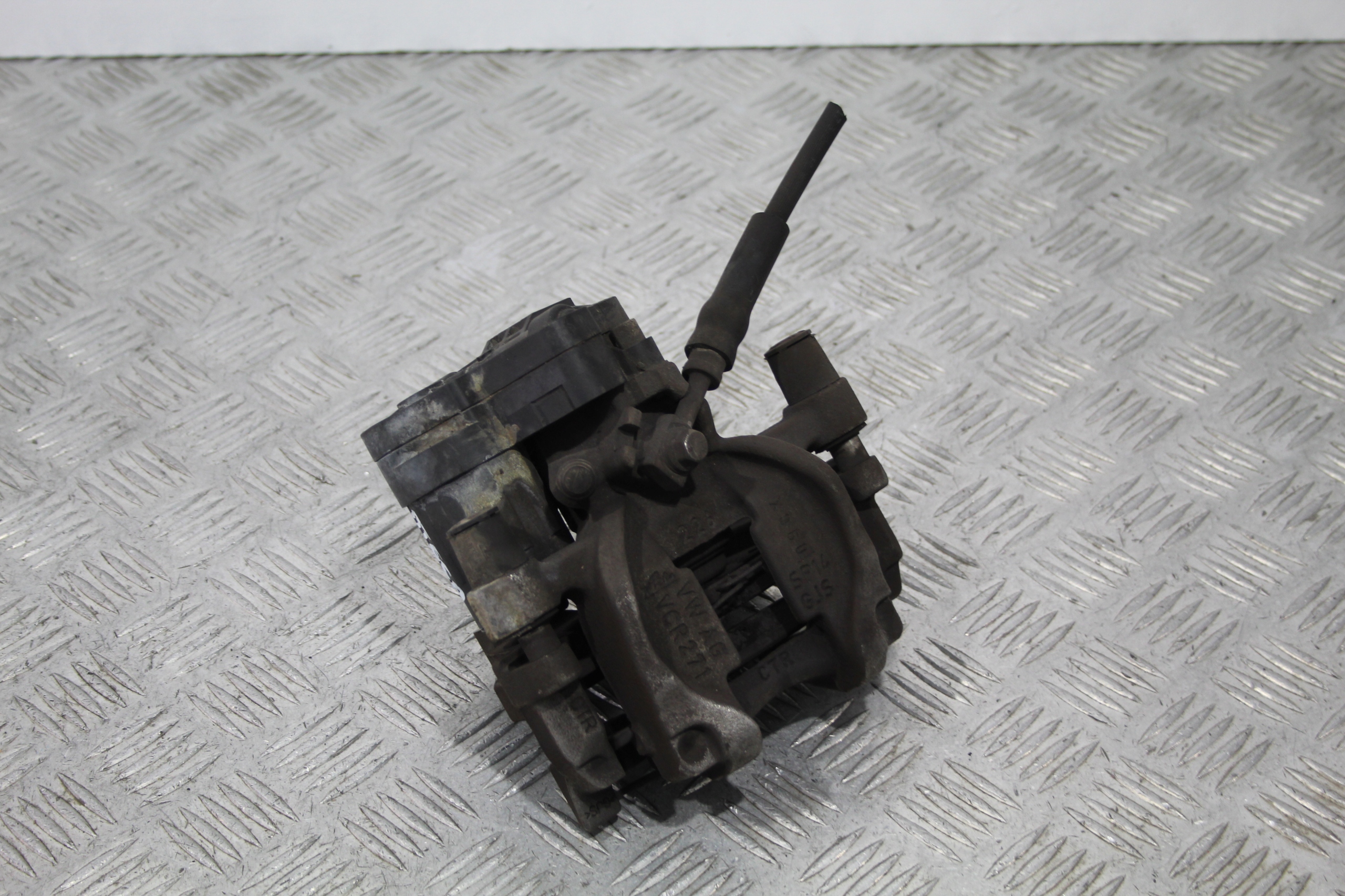 caliper brake right rear part SEAT ATECA 575 576 5Q0615406DB