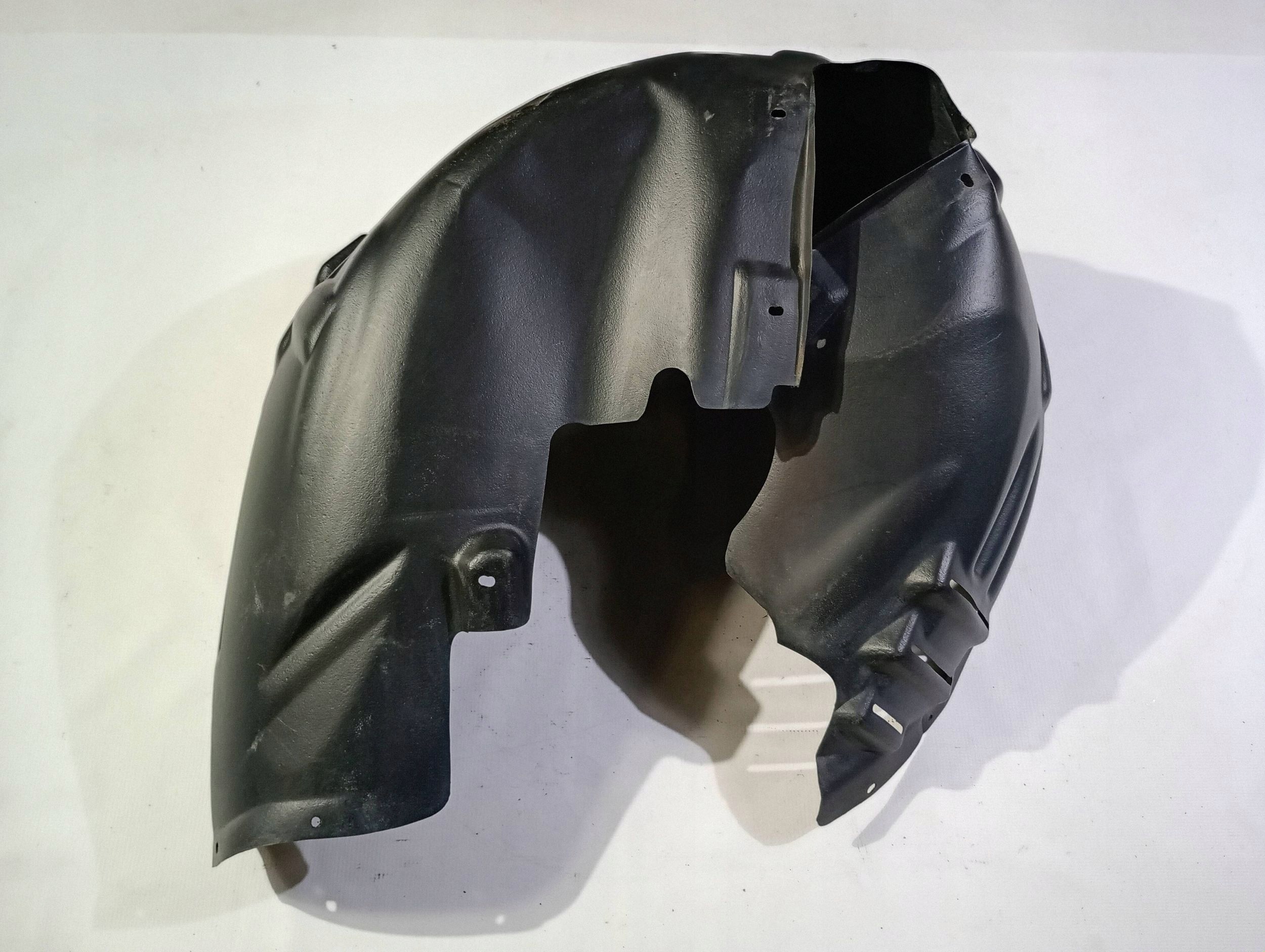 mudguard right rear part rear. right Dodge Challenger 2008-2014