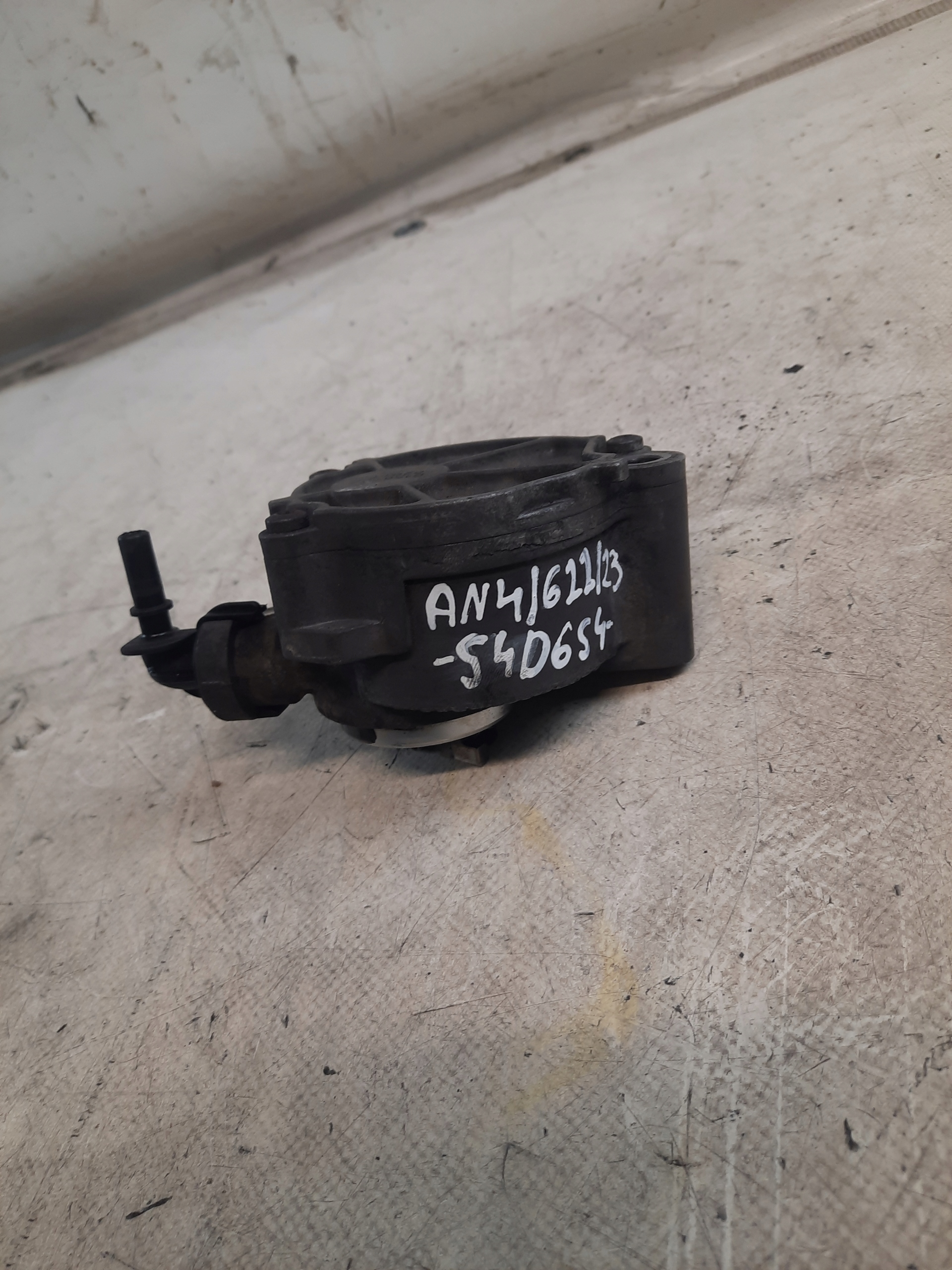 Focus MK3 c-max MK2 1.6 насос вакум