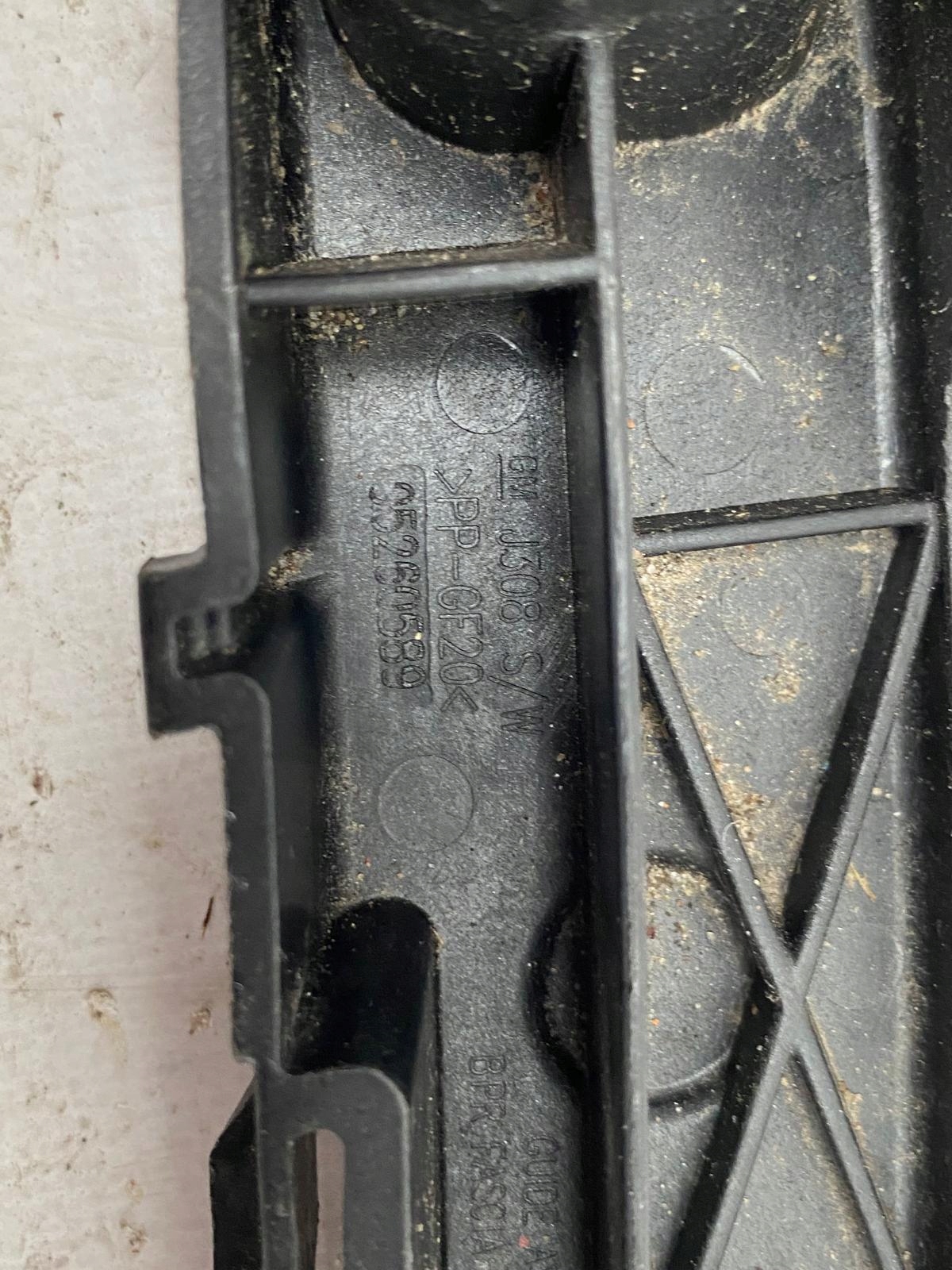 CHEVROLET CRUZE J308 12- KOMBI support left rear part