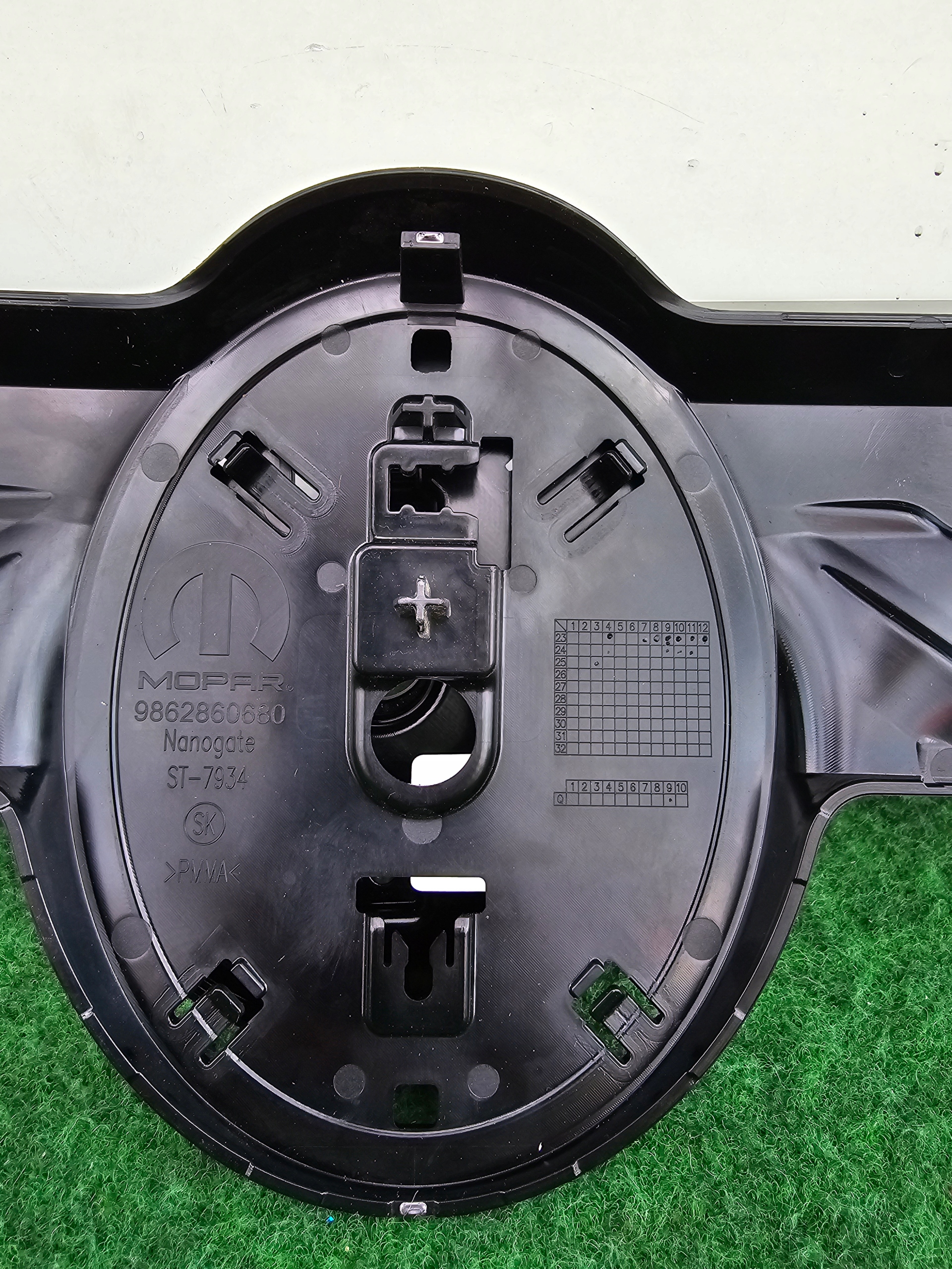 CITROEN JUMPY new MODEL front PREKLADgrill moulding cap 9862860680 K114/N733