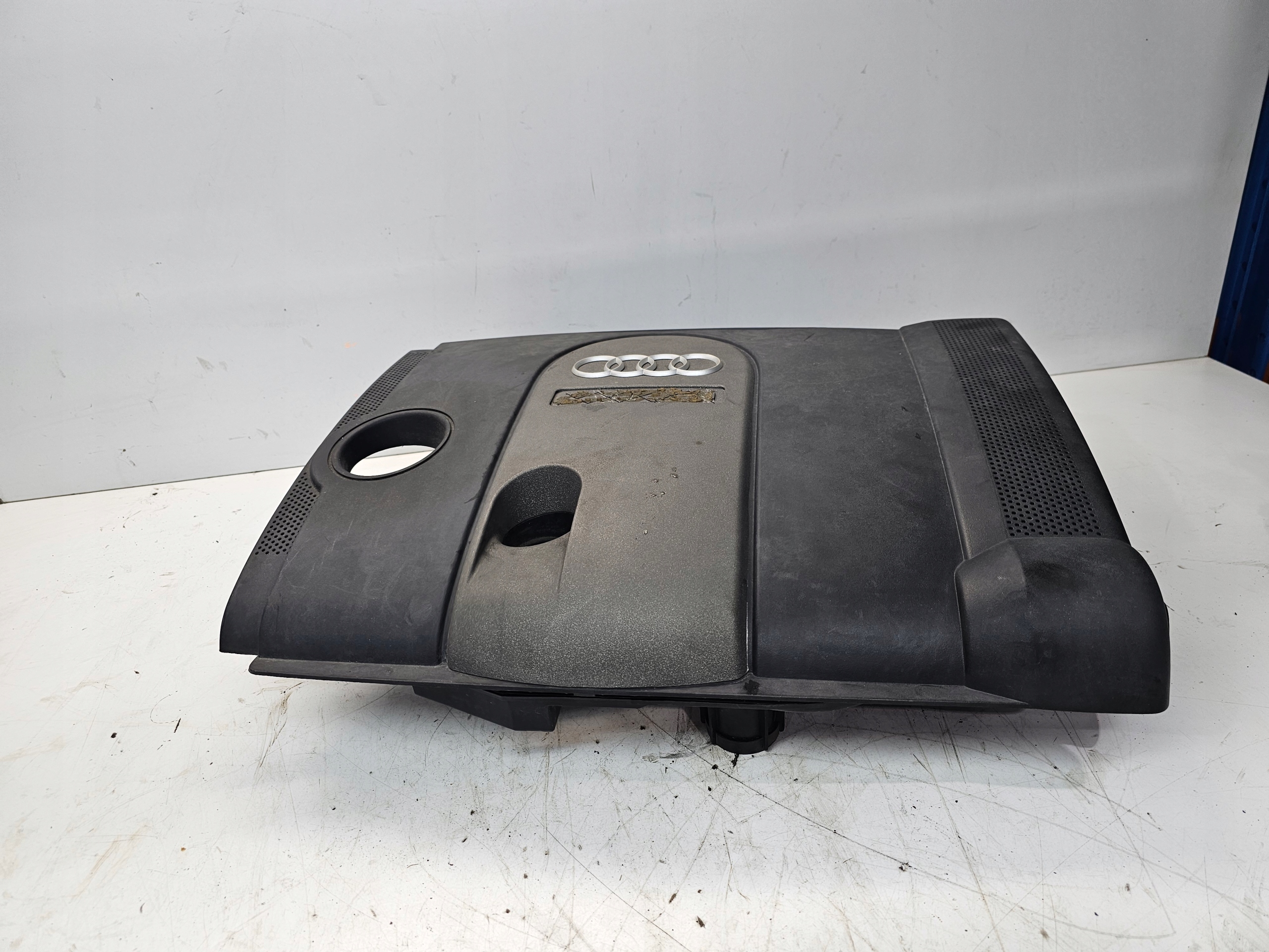 GEHÄUSE FILTER ABDECKUNG AUDI A3 8P 1.6 MPI 03C129607P