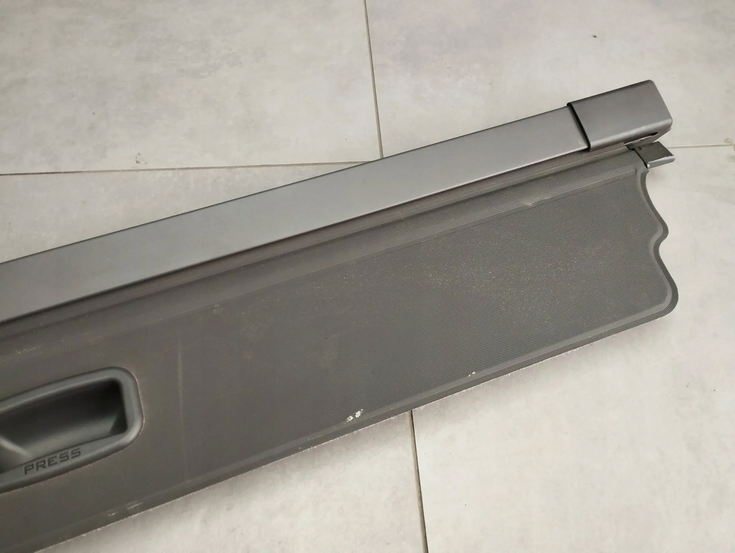 Ford Mondeo MK5 KOMBI blinds boot DS73N55066AC