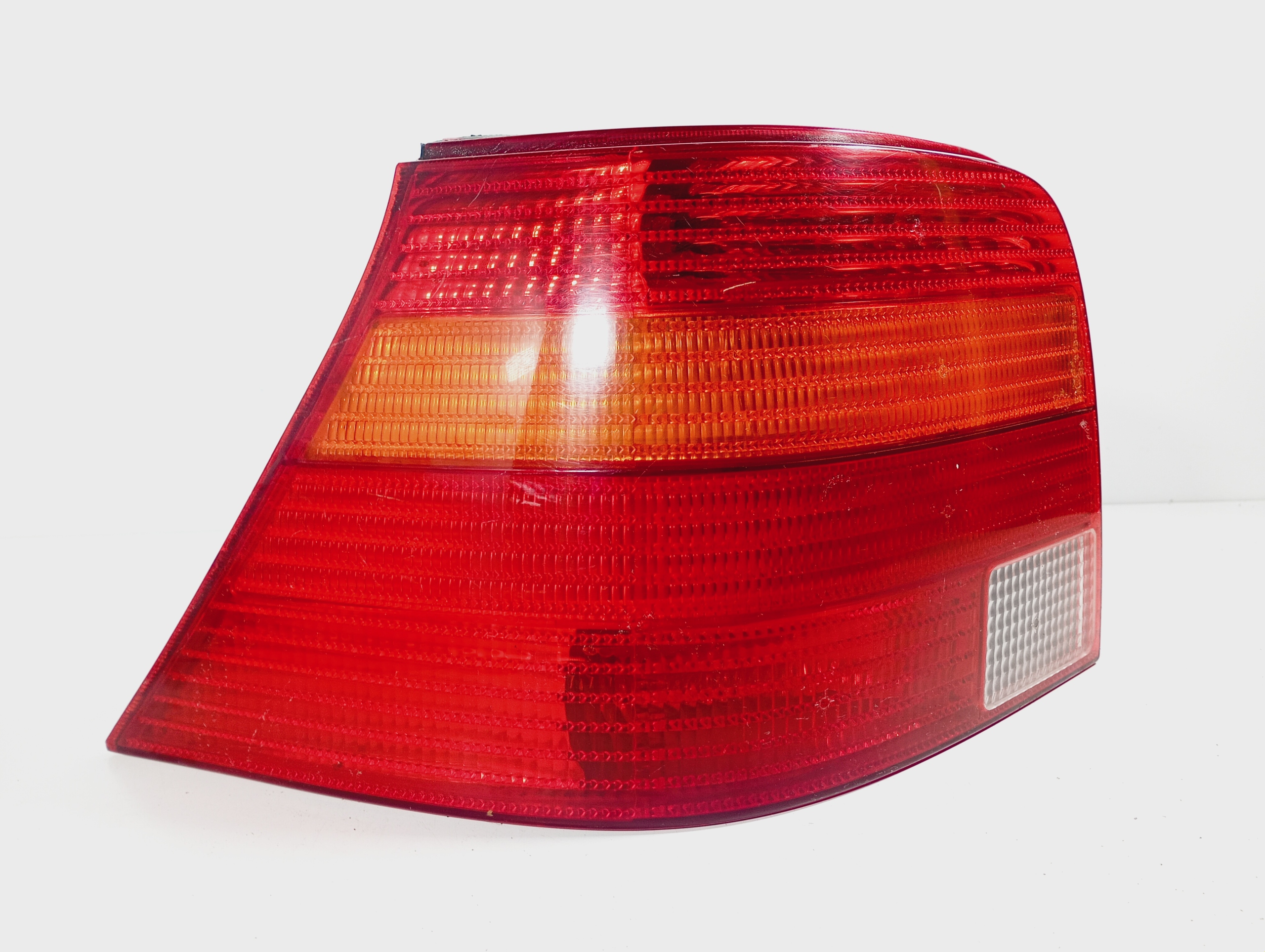 light left rear rear part OE 89397262 VW Golf IV 4 98-04