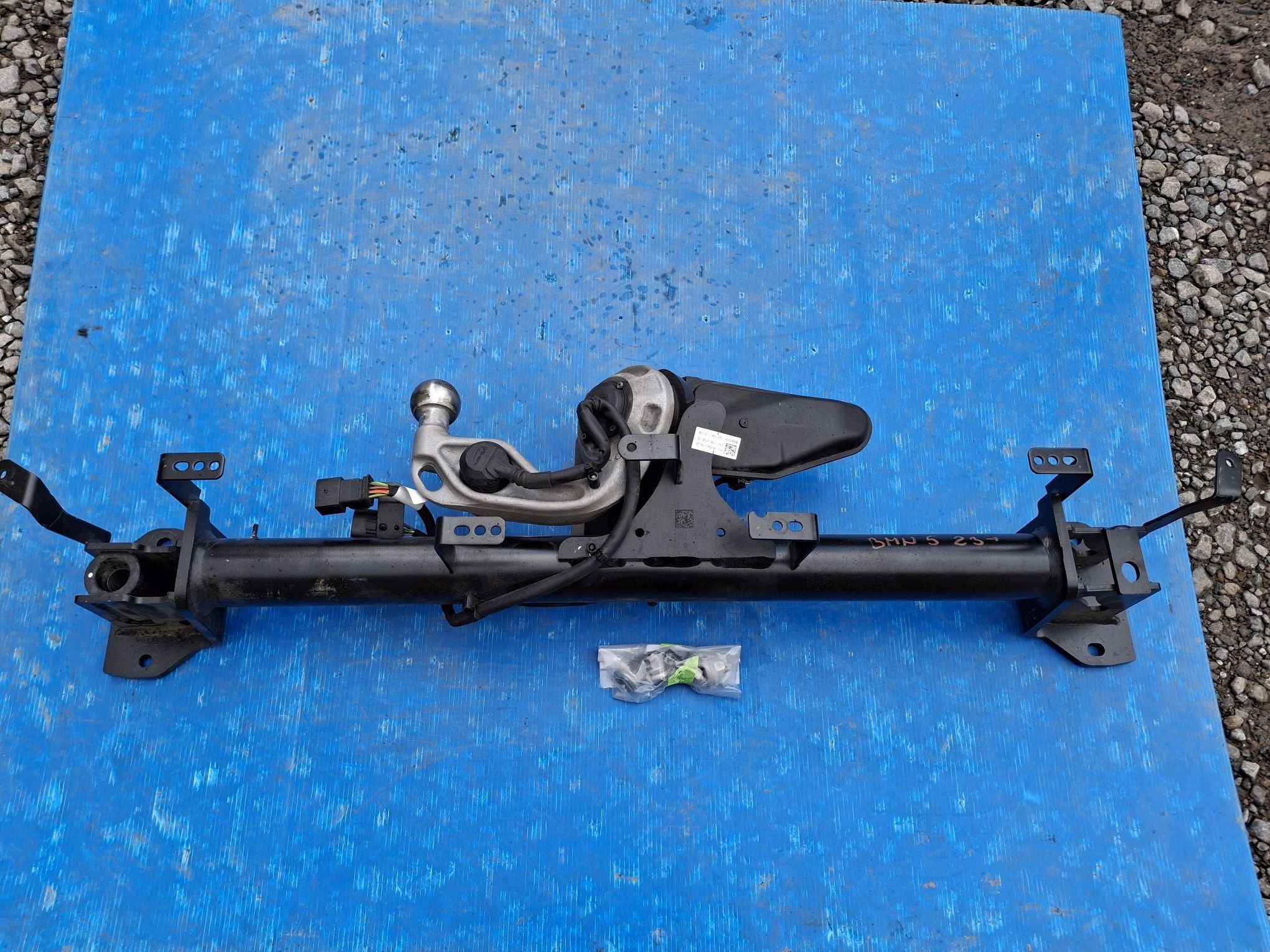 tow electrical BMW 5 G60 G61 G90 2023R->