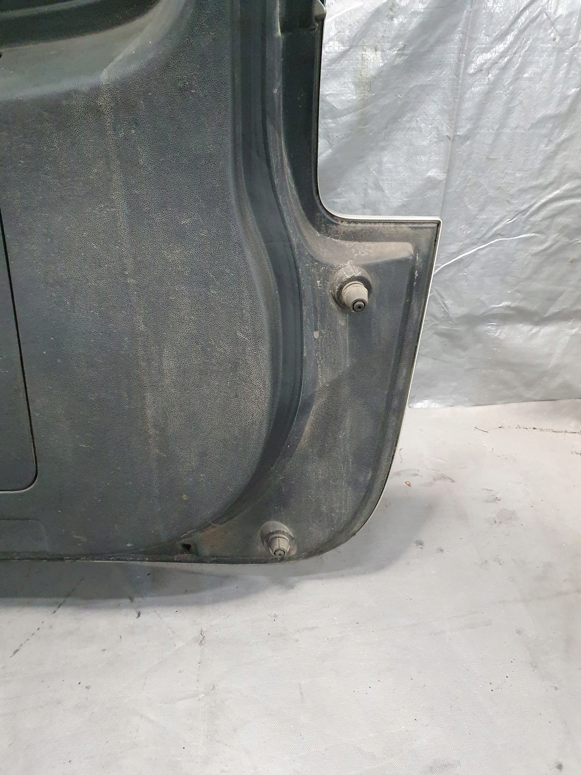 trunk door boot MAZDA 5 V and 05-10r.