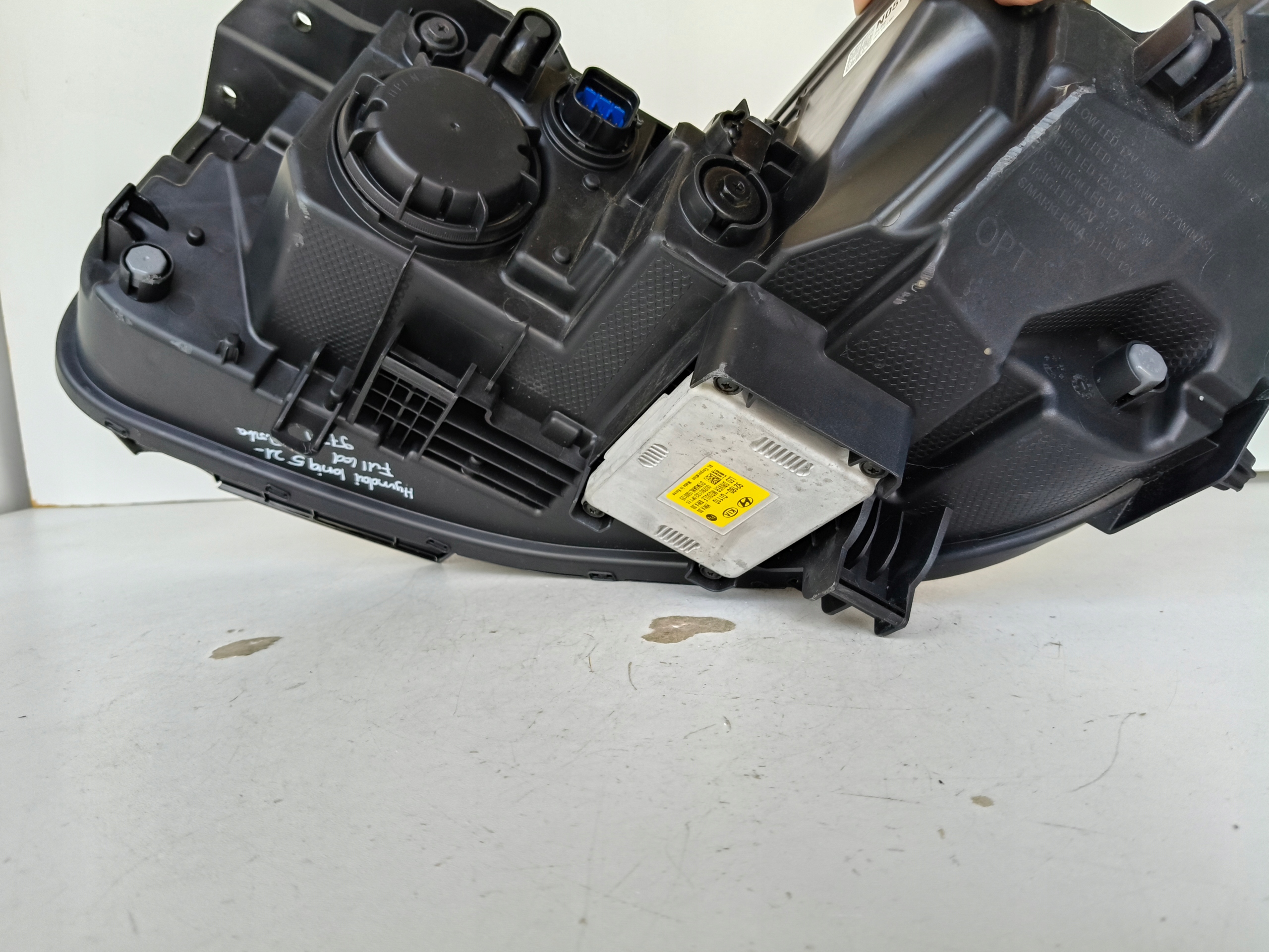 light right REFLEKTOR HYUNDAI IONIQ 5 21- FULL LED