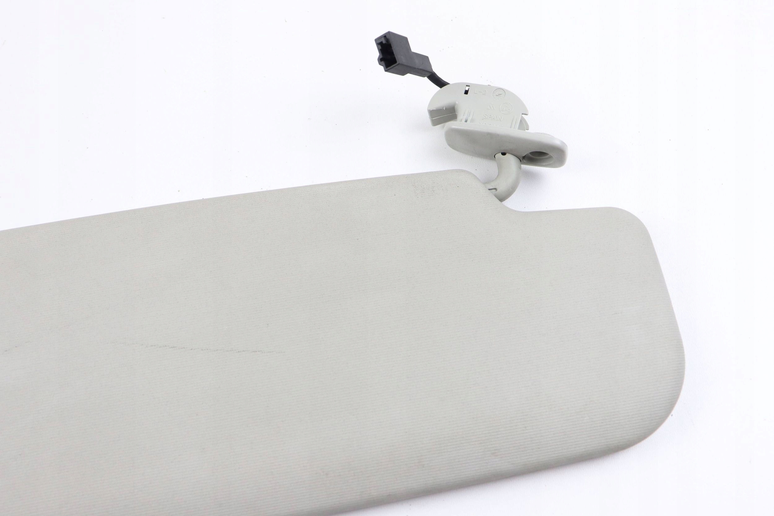 VW PASSAT B5 cover PRZECIWSLONECZNA visor left front 3B0857551