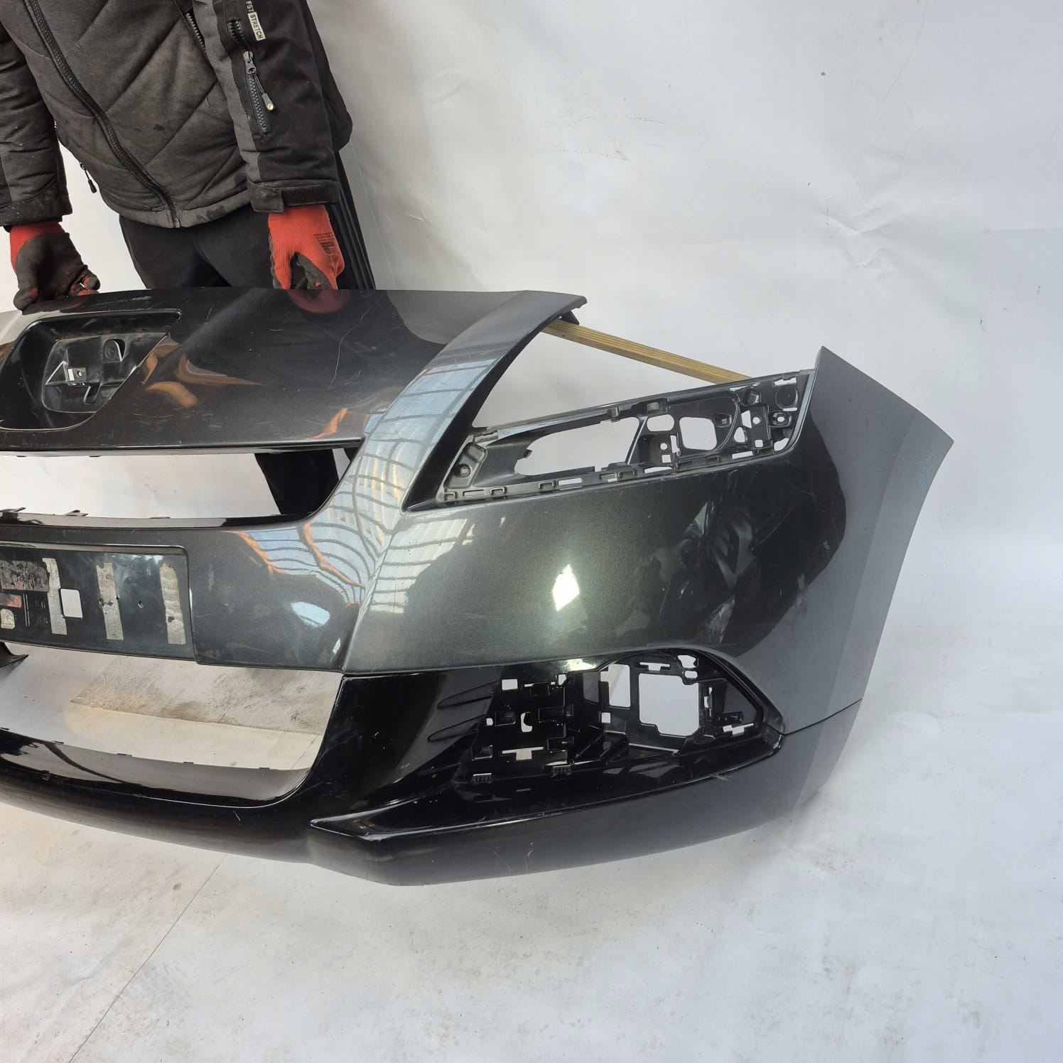 PEUGEOT 5008 and 1 09-13 bumper front front PDC