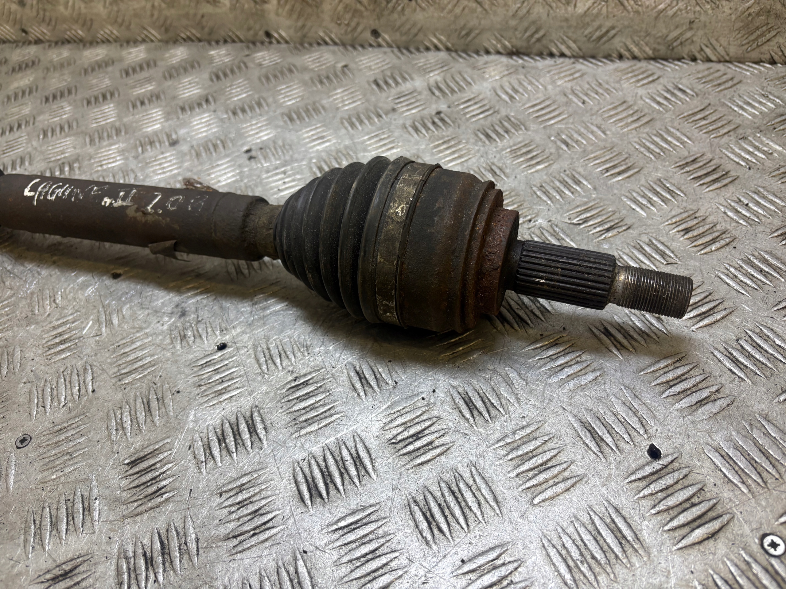 semi-axis semi-axis right front RENAULT LAGUNA 2 8200379208