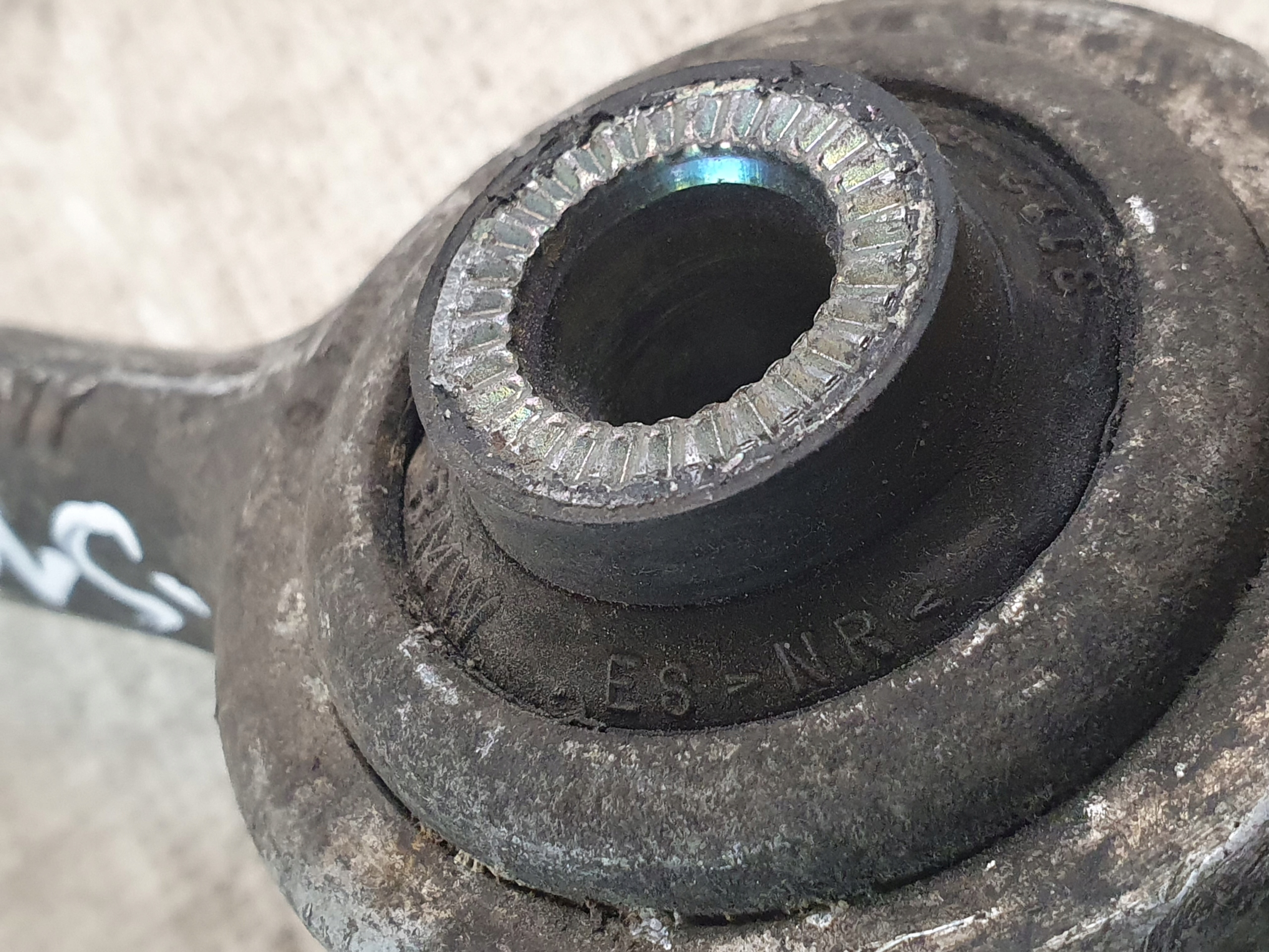 Querlenker rechts vorne OE 6763699L BMW E87