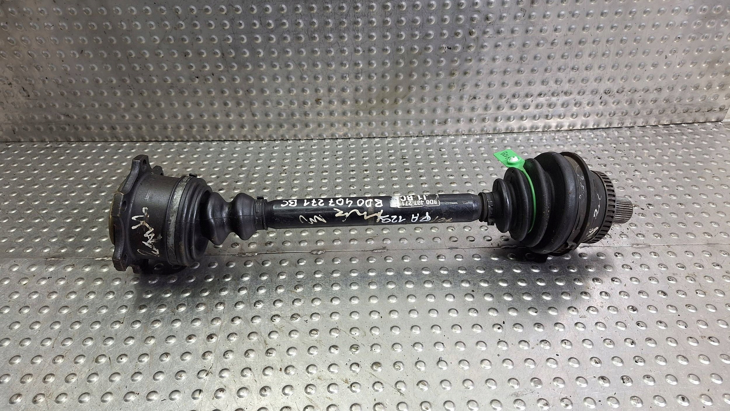 semi-axis left front 8D0407271BC SKODA SUPERB and PASSAT B5 2.5TDI