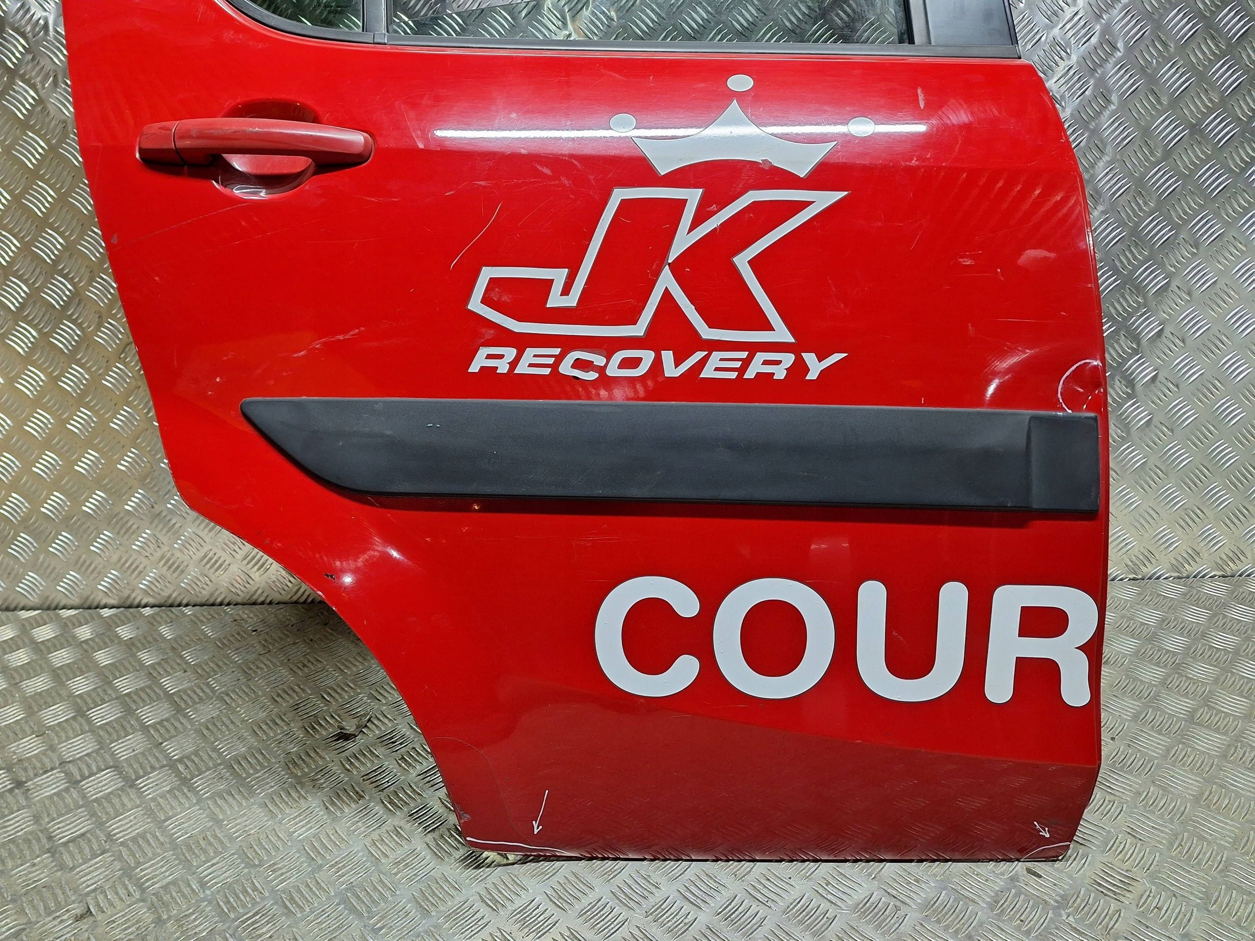 door rear part right SUZUKI SPLASH 08-14 complete