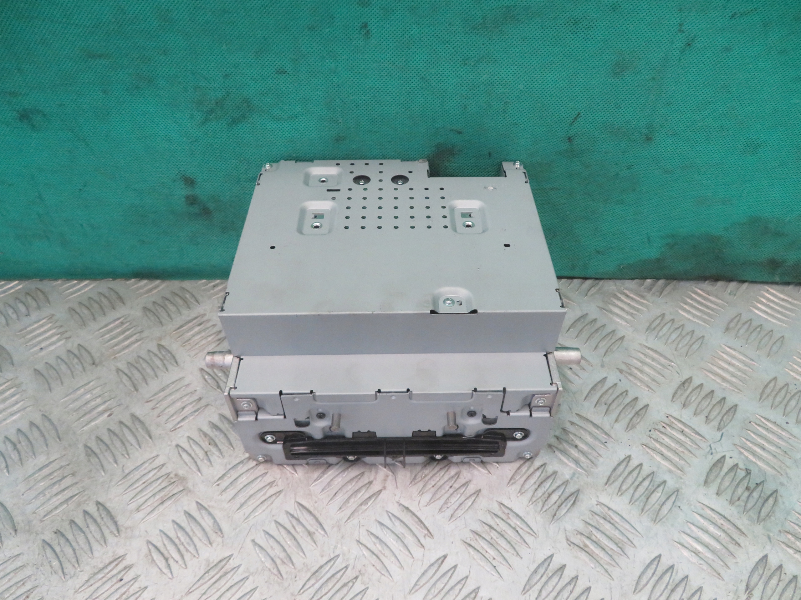 RADIO Navigation BLUETOOTH MERCEDES W205 C KLASA 18R