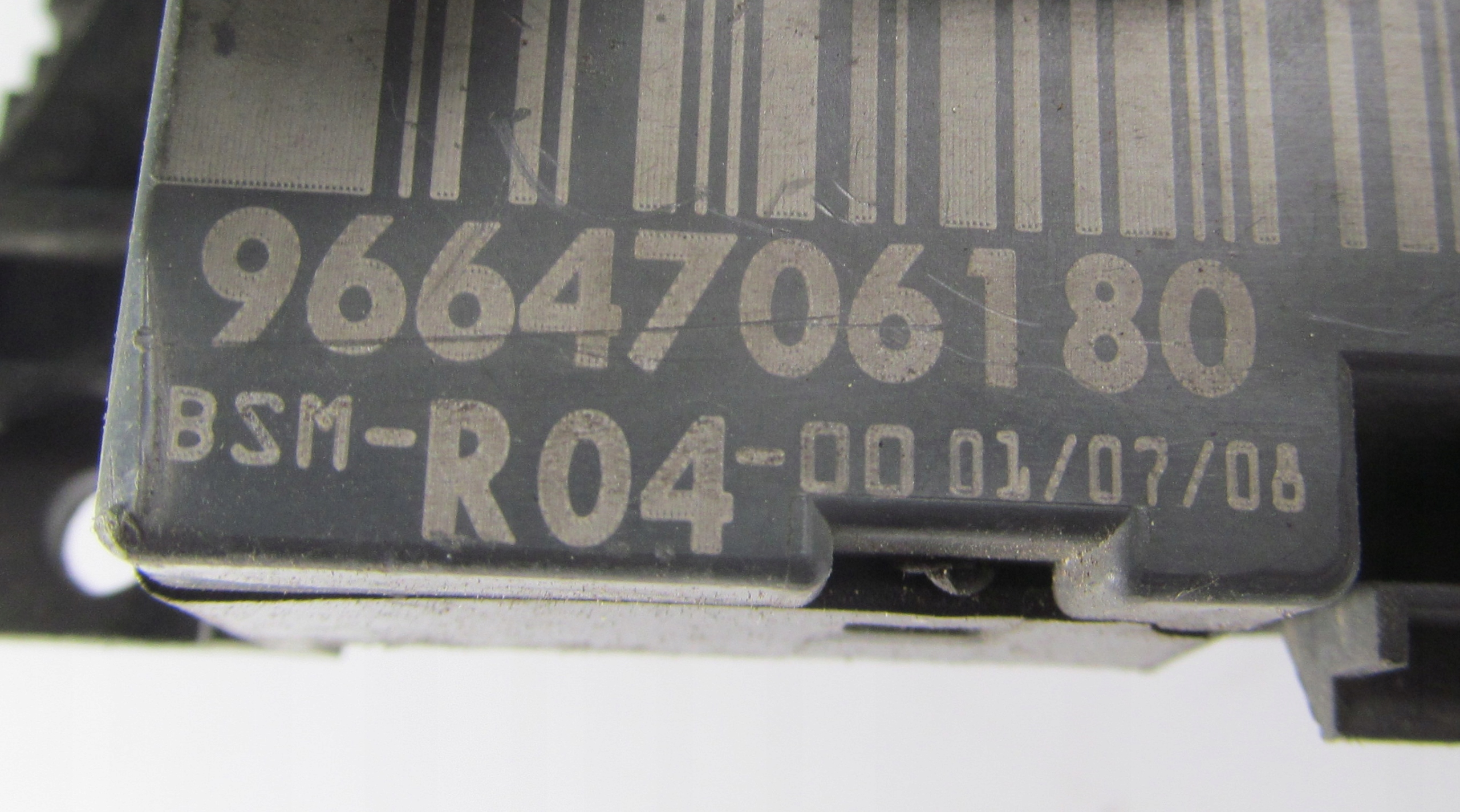 MODUL BSM R04 PEUGEOT CITROEN 9664706180 wpięcia kostki komplet Producent części Citroen OE