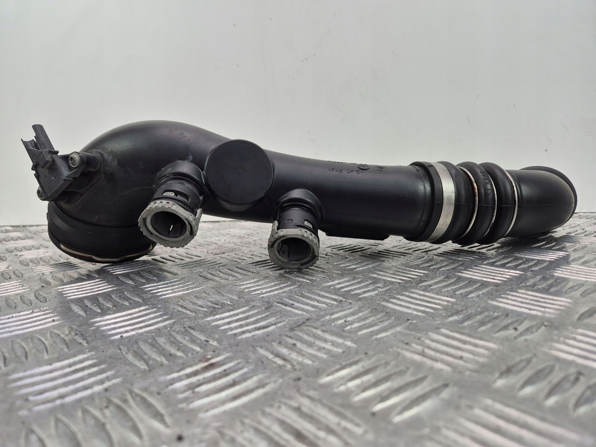 prijenos vakum BMW 3 E90 E91 335i 7556554 N54B30A