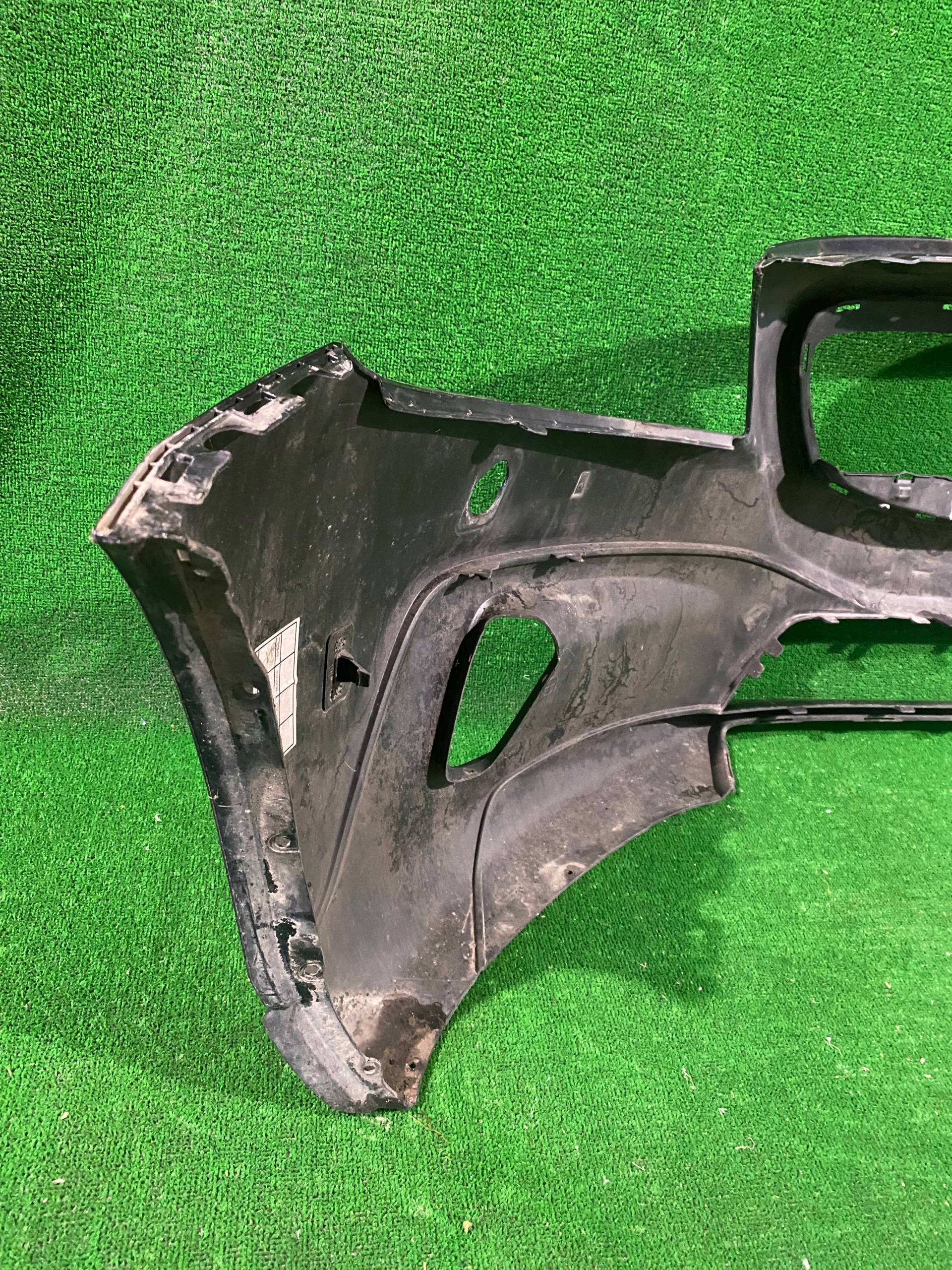 front bumper front VOLVO V40 12- CROSS COUNTRY NR.Z3573