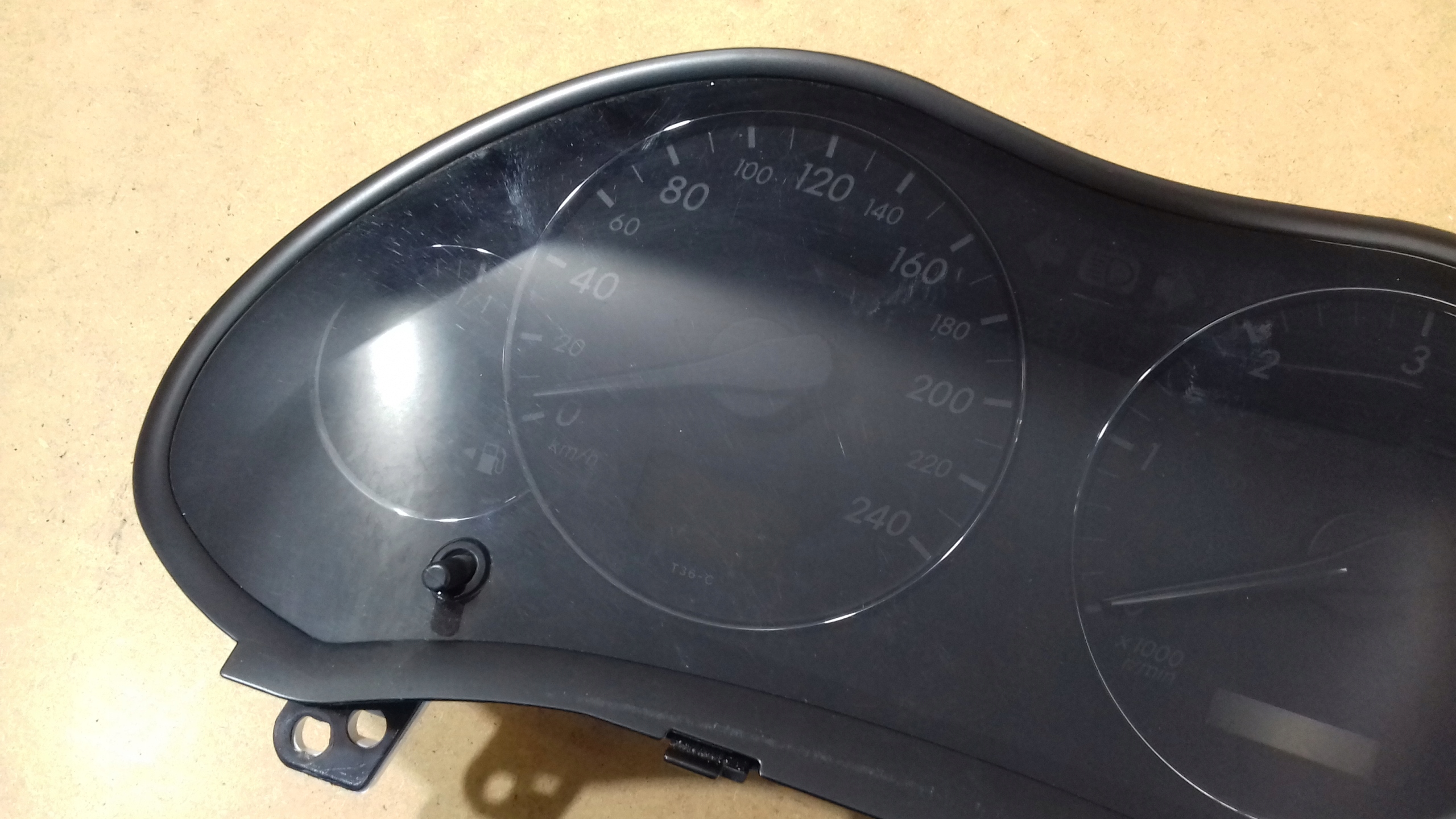 dials dials TOYOTA AVENSIS T25 2003-2008 DIESEL