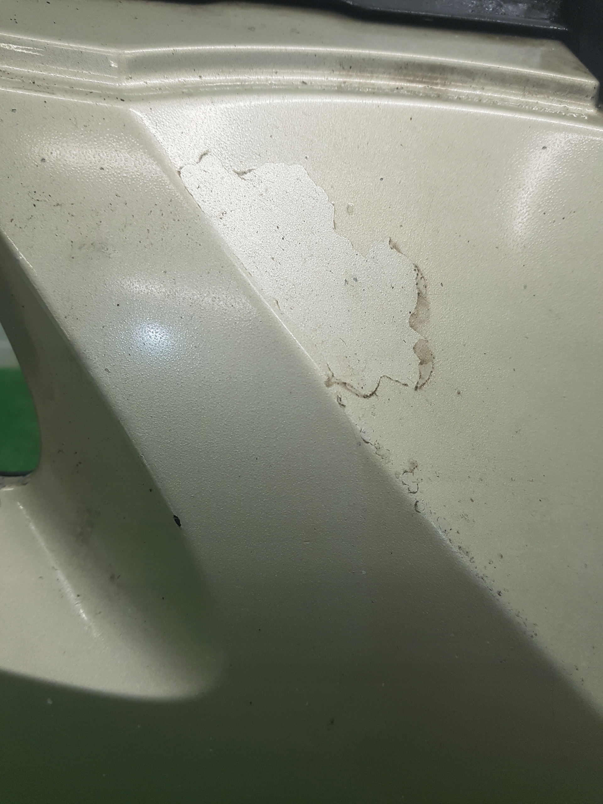 bumper front front SEAT ALTEA 2005 KOD LAKIERU L51R
