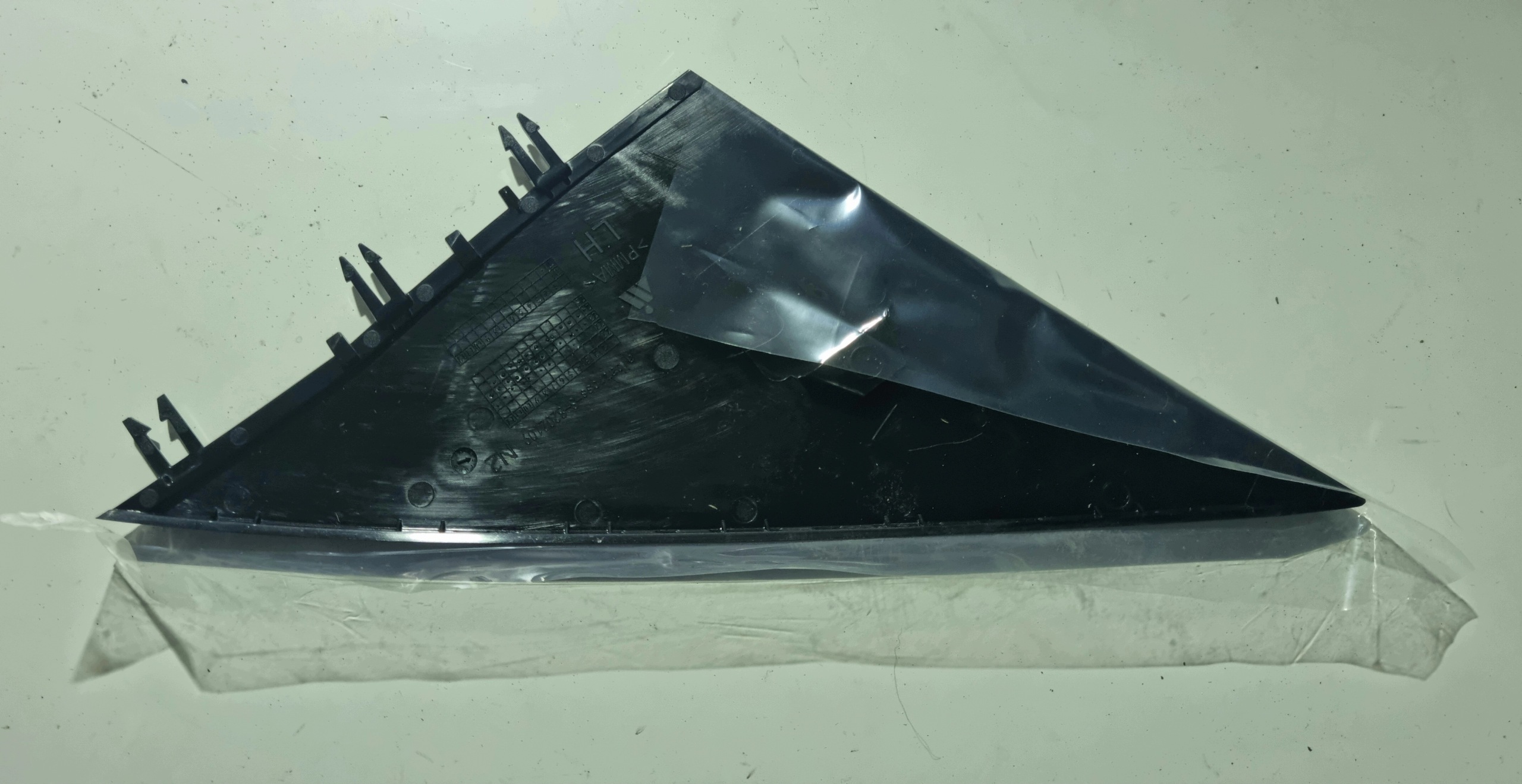TESLA MODEL Y cap for mirror TROJKAT side left 1495632-00-B