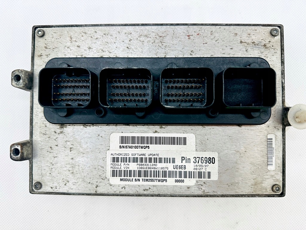 # STEROWNIK DODGE NITRO 4.0L P68033112AD #