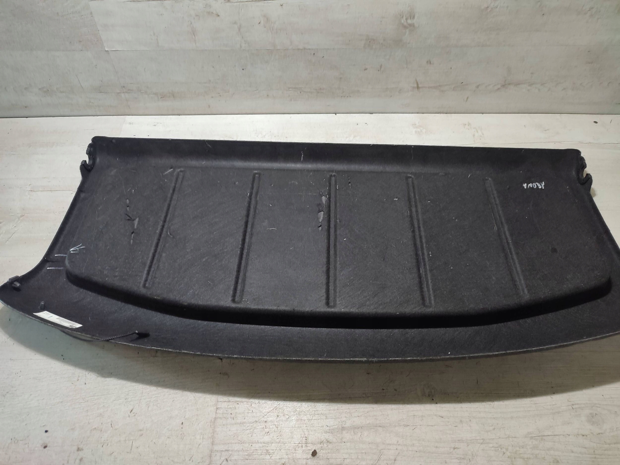 Seat Arona 2019 plato rear boot