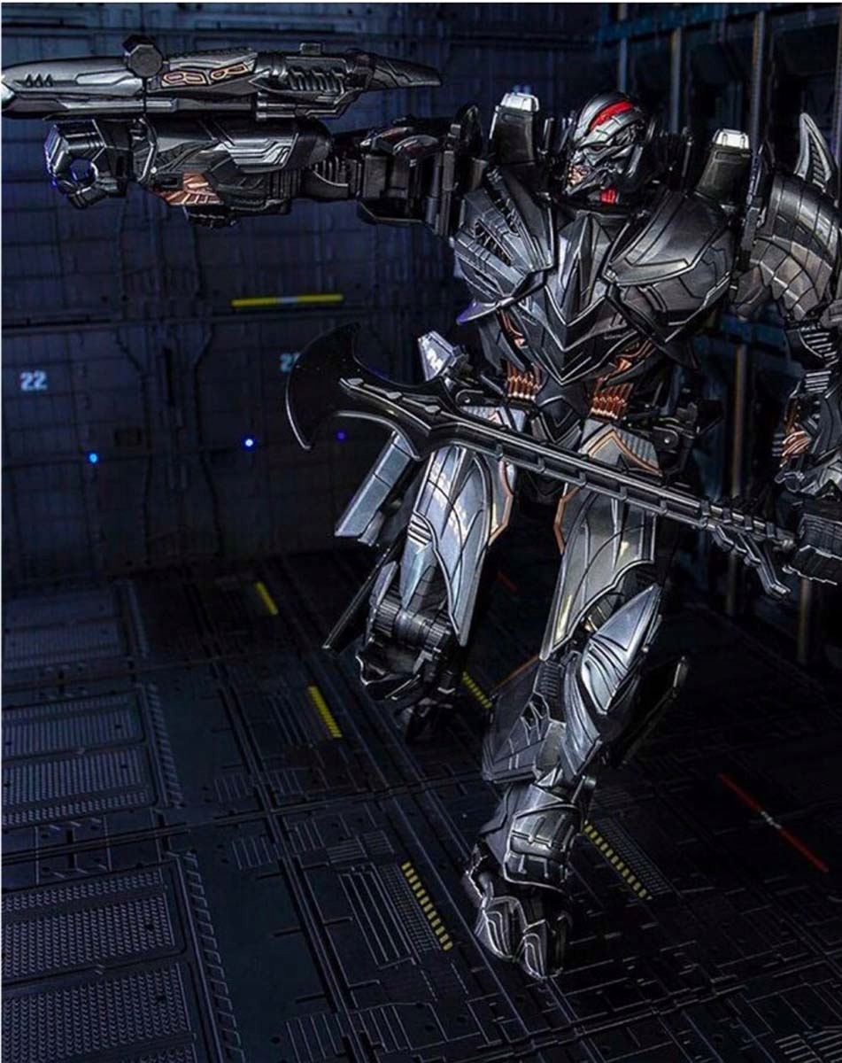 MEGATRON 2W1 SAMOLOT ROBOT TRANSFOR SAMOLOT ROBOT AUTOBOT Typ figurka