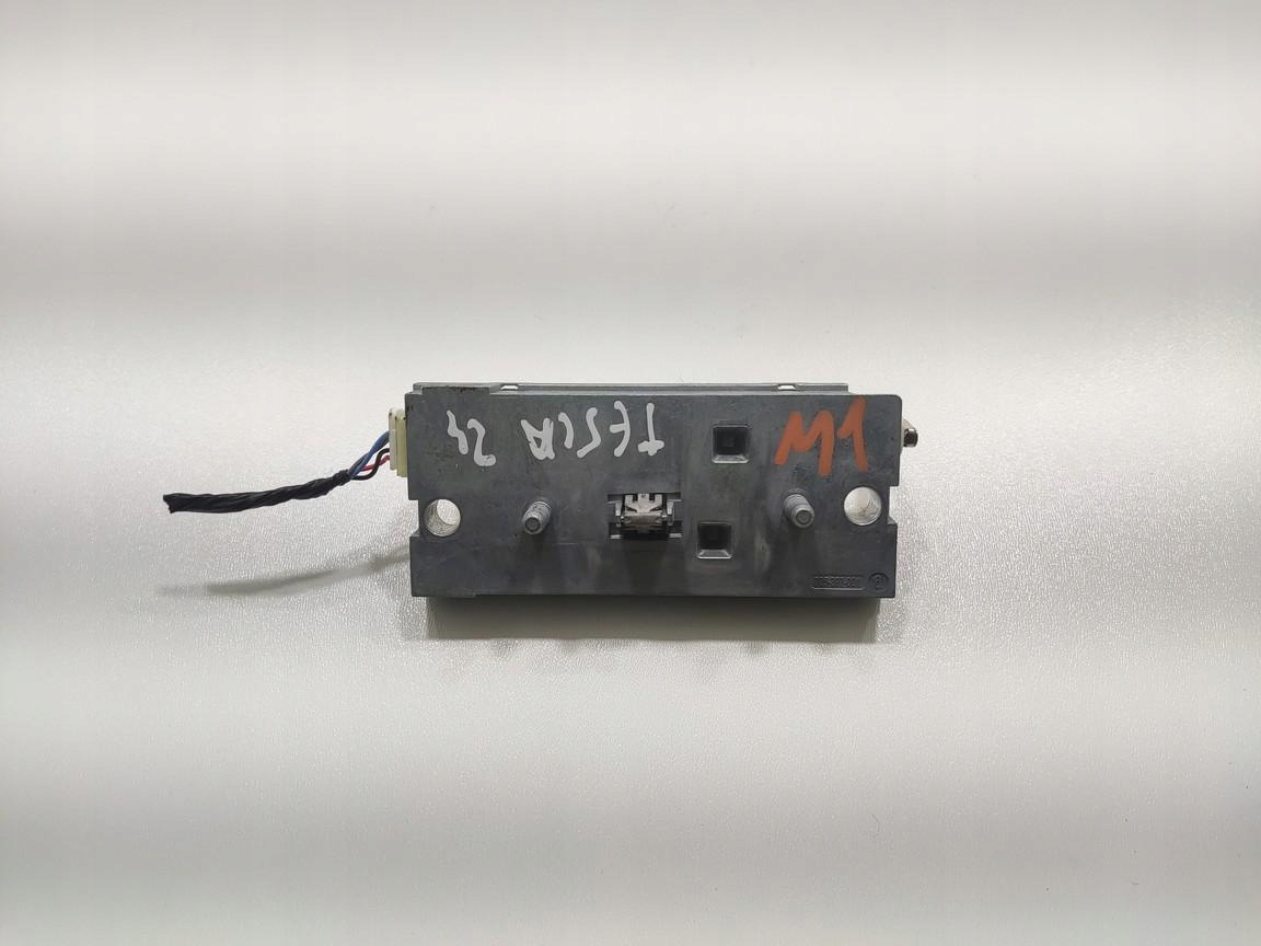 module amplifier ANTENY TESLA MODEL 3 LIFT 2023-2026 1852818-00-E