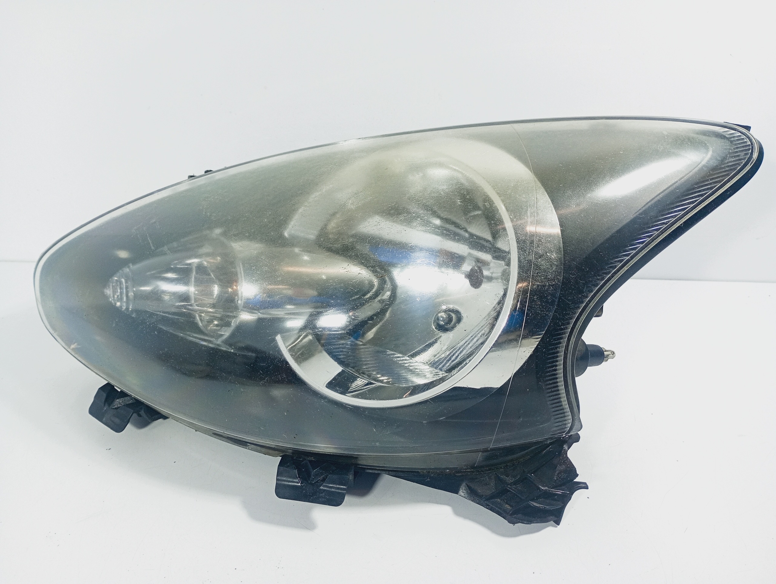 light left front REFLEKTOR left front OE 89032404 Toyota Aygo 05-14