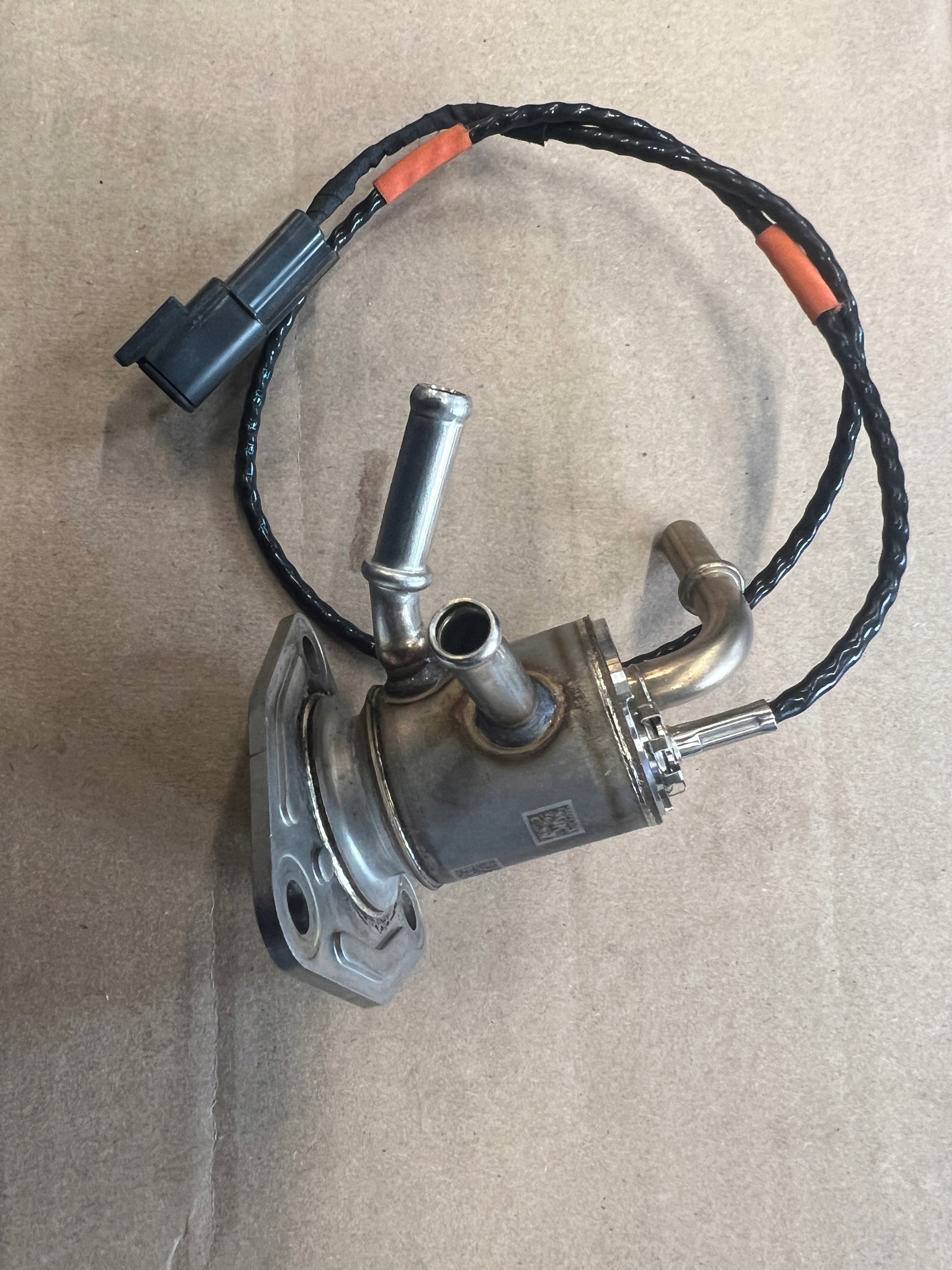 24307718 - Інжектор AdBlue Volvo fh4 BB нова модель