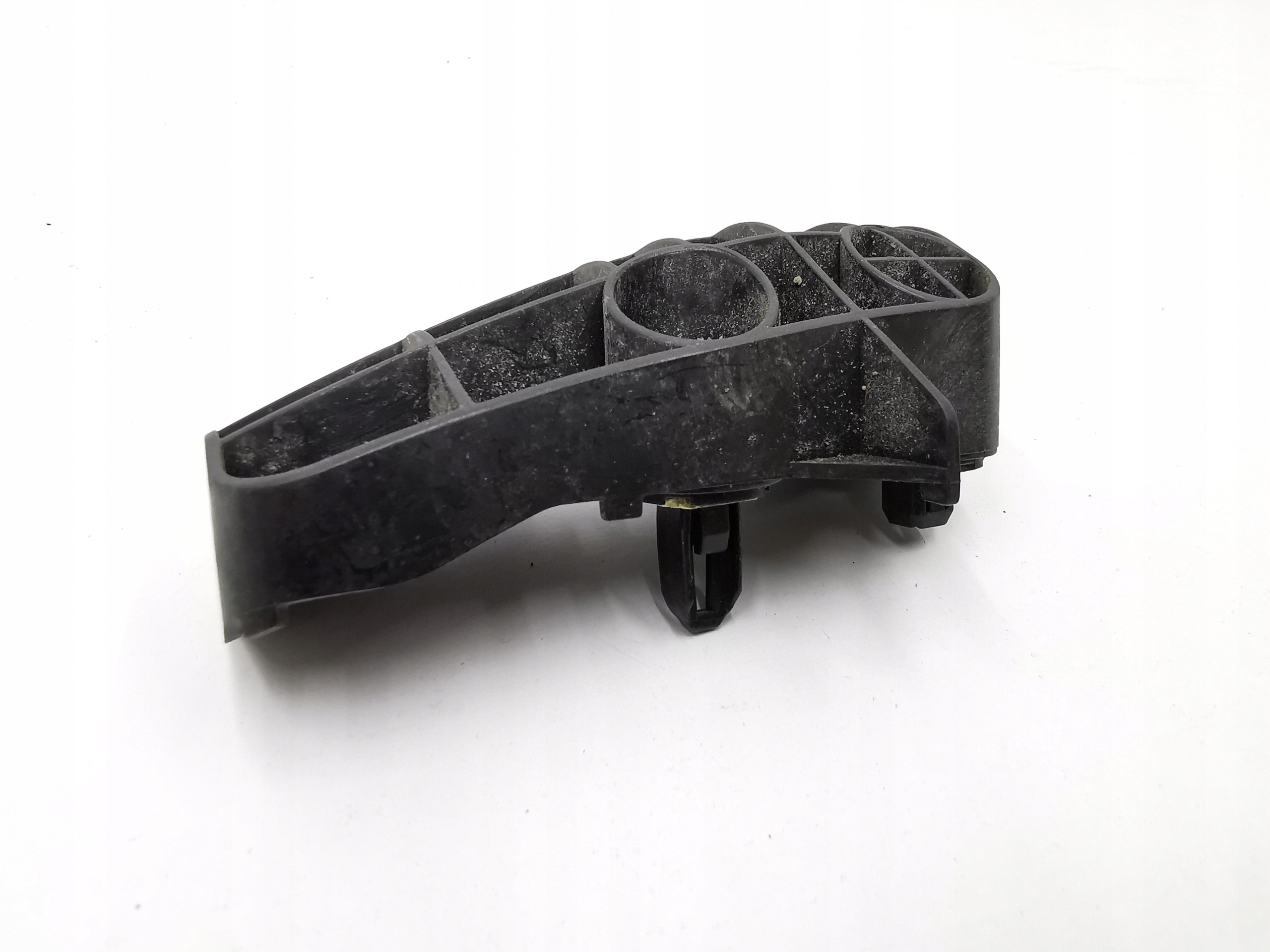 bumper bracket TOYOYTA AURIS E15 52563-02030