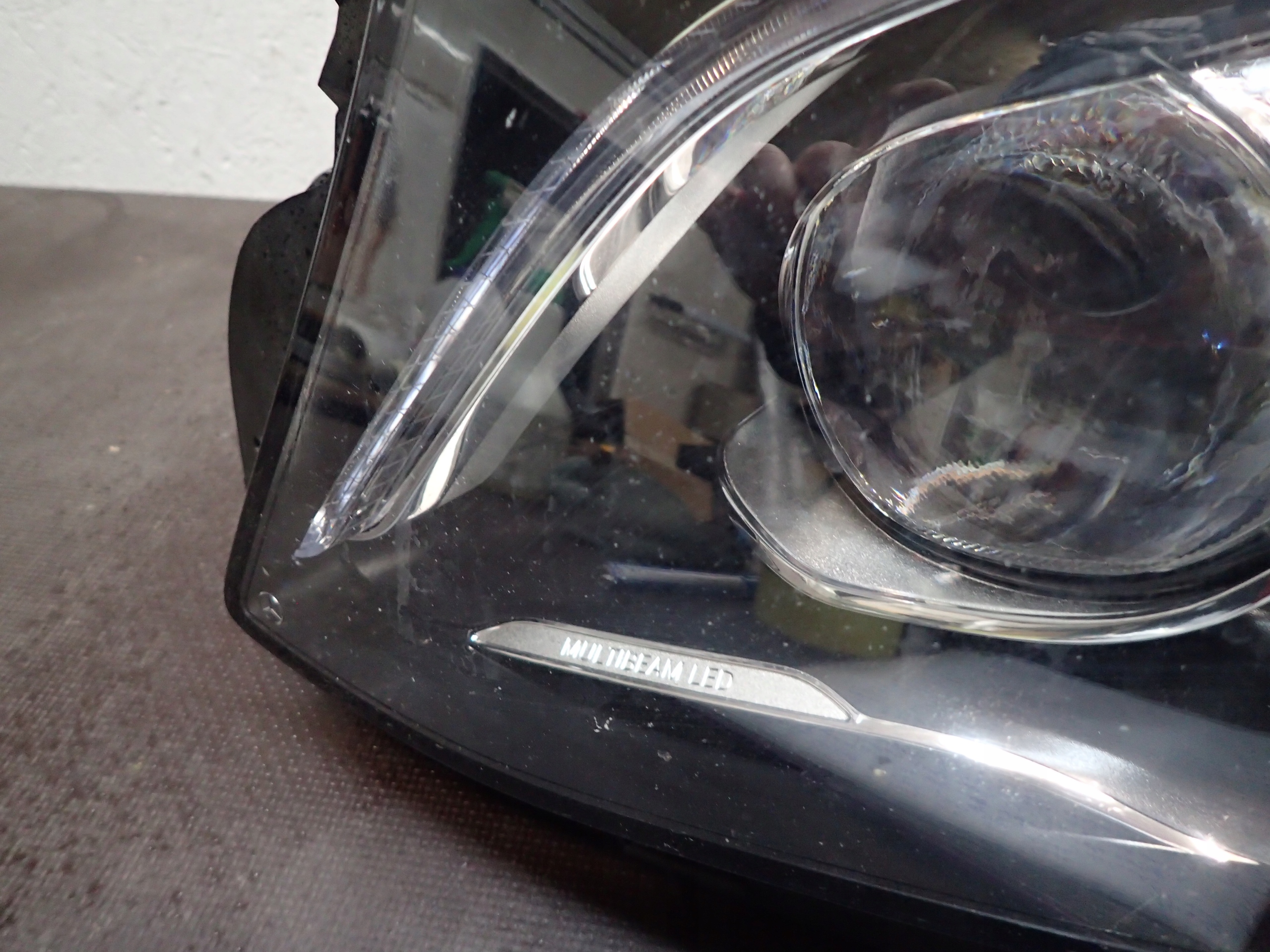 light front left MERCEDES E KLASA W213 MULTIBEAM