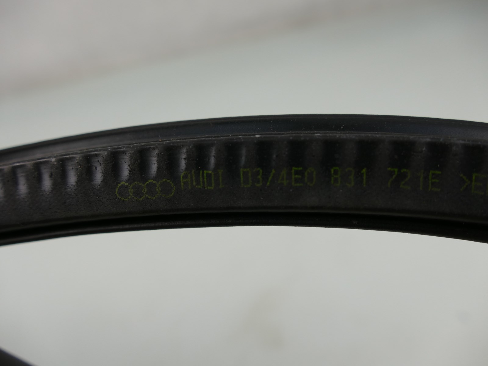 AUDI A8 D3 LIFT gasket door right front