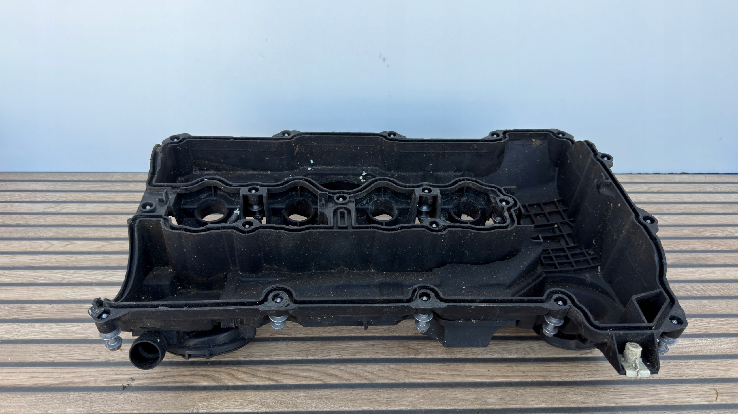 Abdeckung der Ventile 1.8B 2.0B BMW E60 E61 E90 E91 E82 E87 E88 7553626 3G/GR44