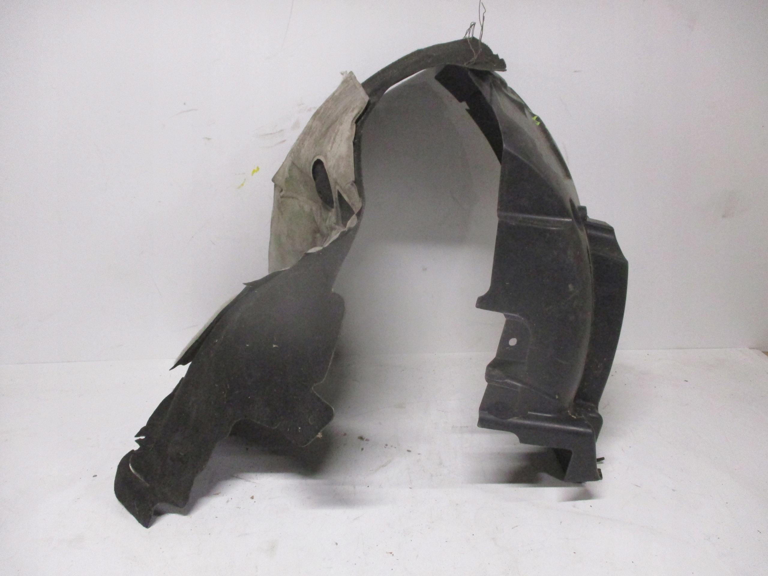 mudguard front front left LAND ROVER RANGE ROVER SPORT II CPLA-16A574-AE