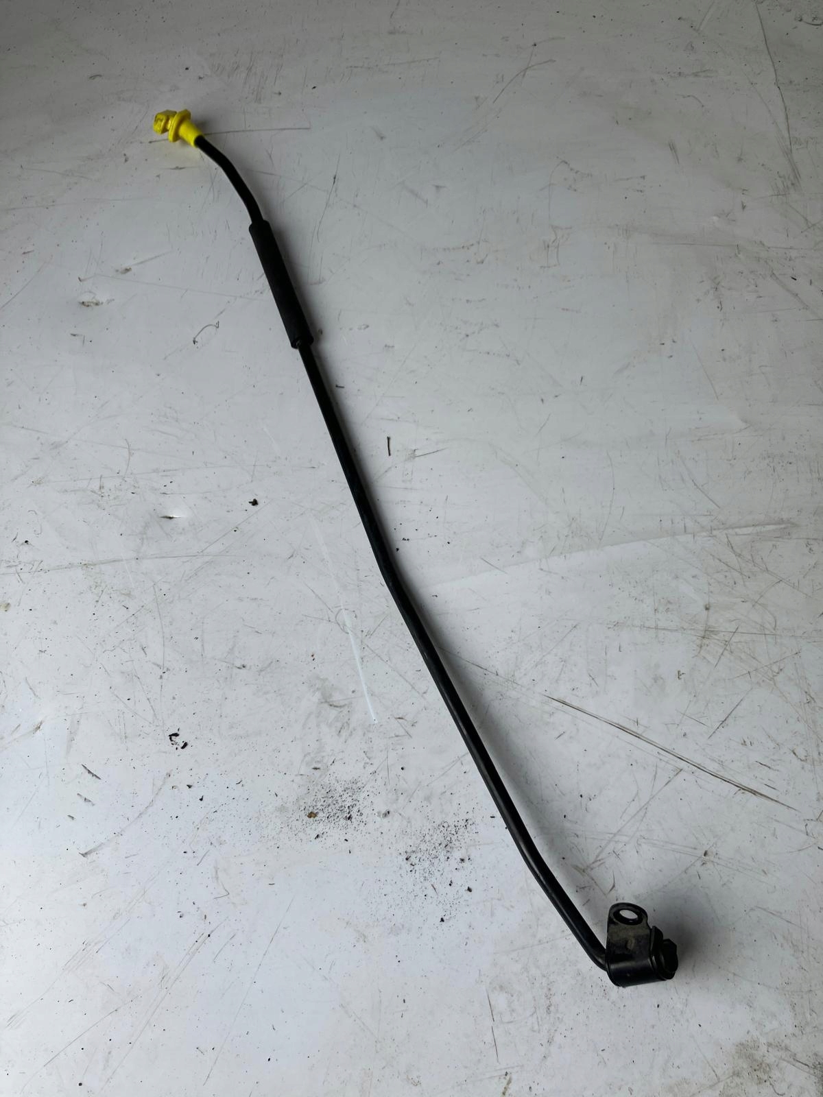 Supporto del cofano KIA RIO IV