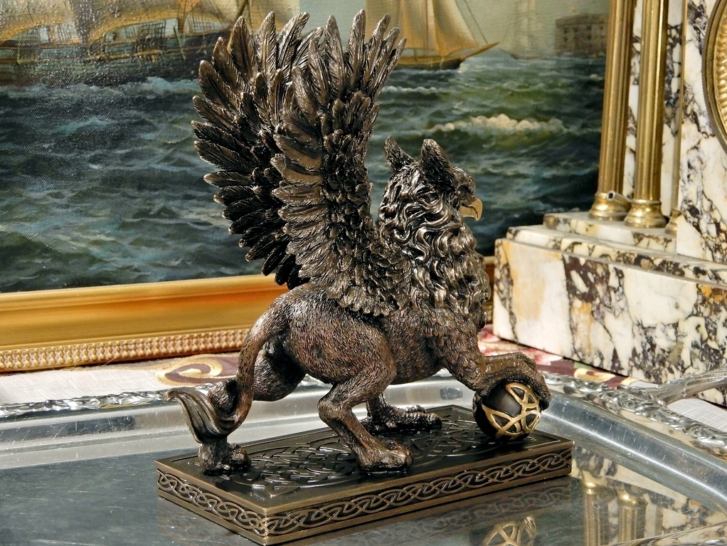 GRYF MITYCZNY LEW Z GŁOWĄ ORŁA I SKRZYDŁAMI v Kod producenta awin77695