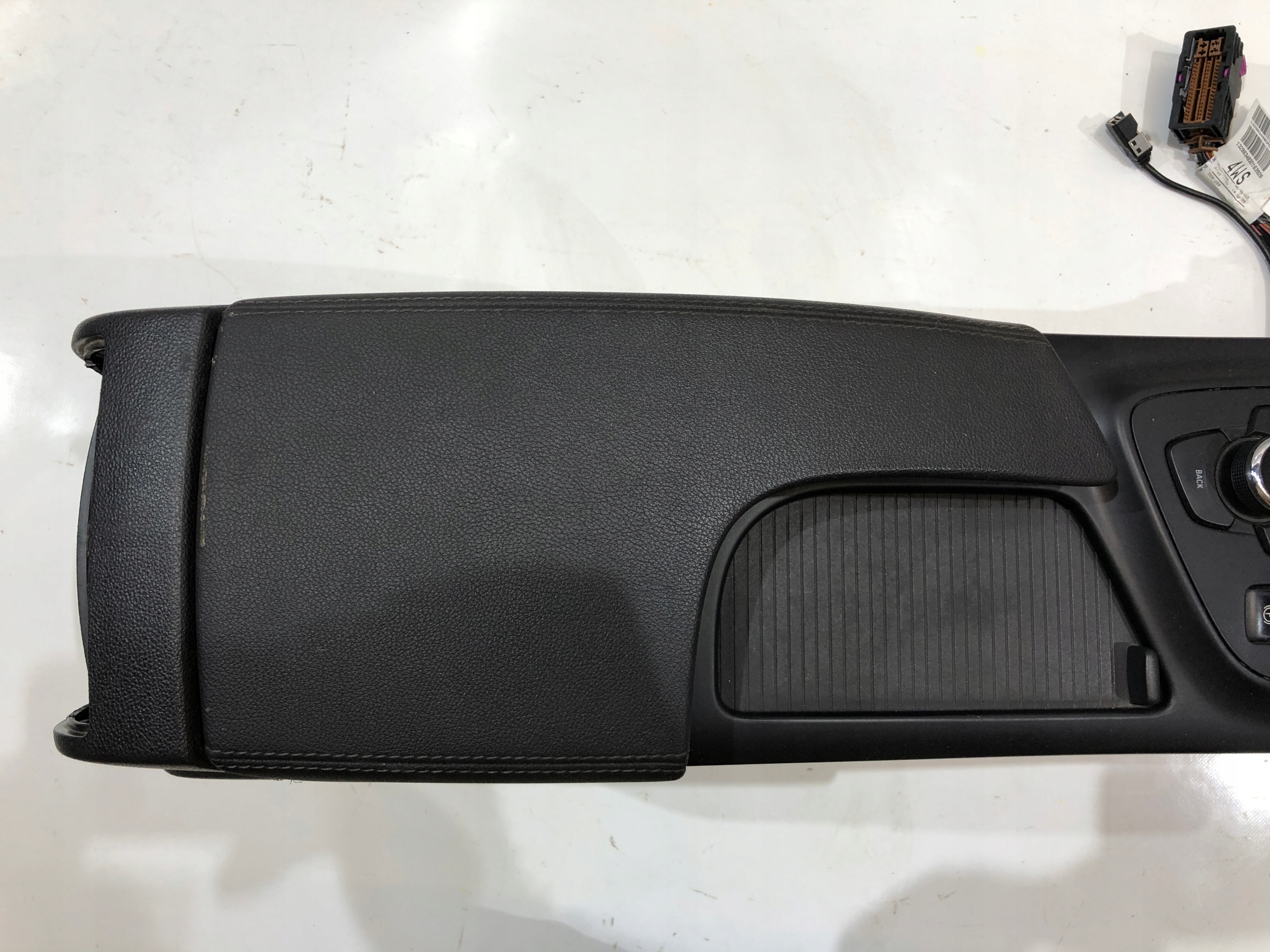 opel INSIGNIA A тунель середина подлокотник