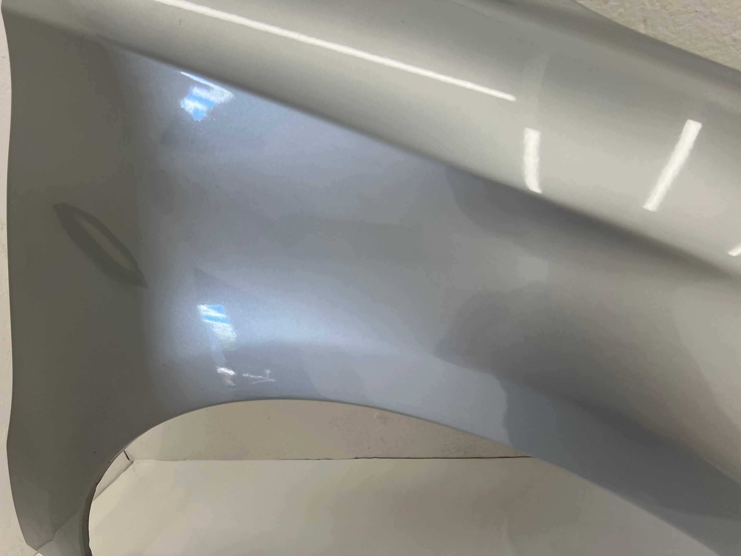 MERCEDES B-class W246 fender right front paint 761