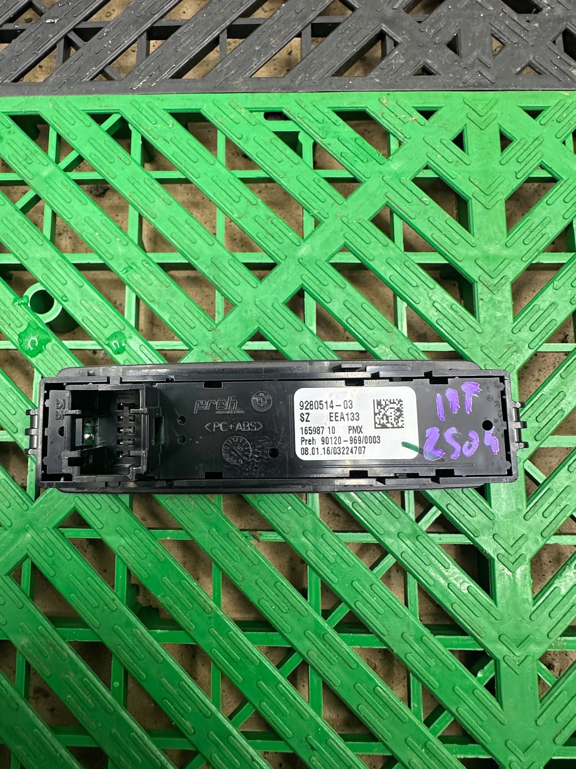 Schalter PDC BMW i3 9280514