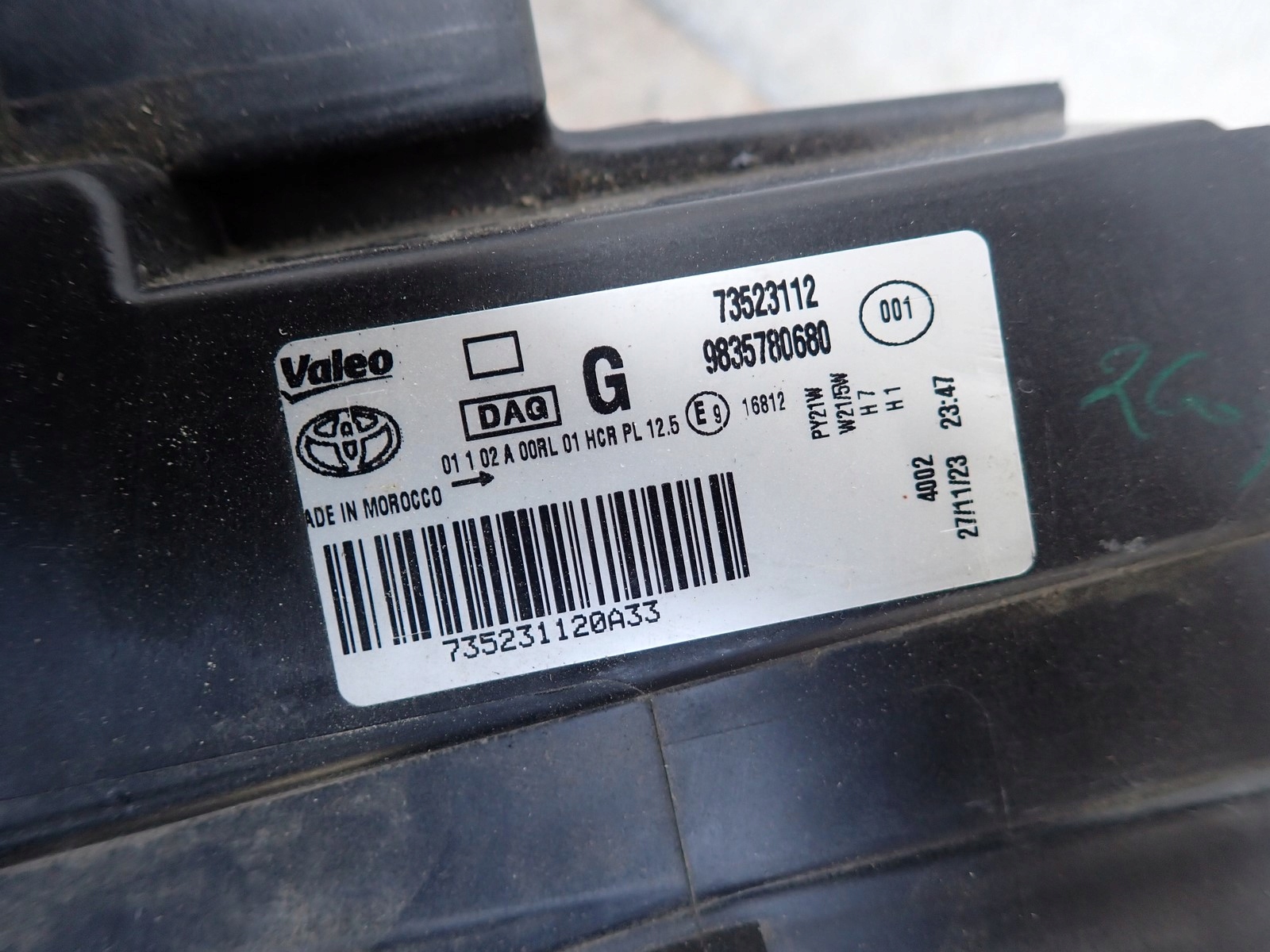 light left REFEKTOR left TOYOTA PROACE CITY 2018-2024R 9835780680