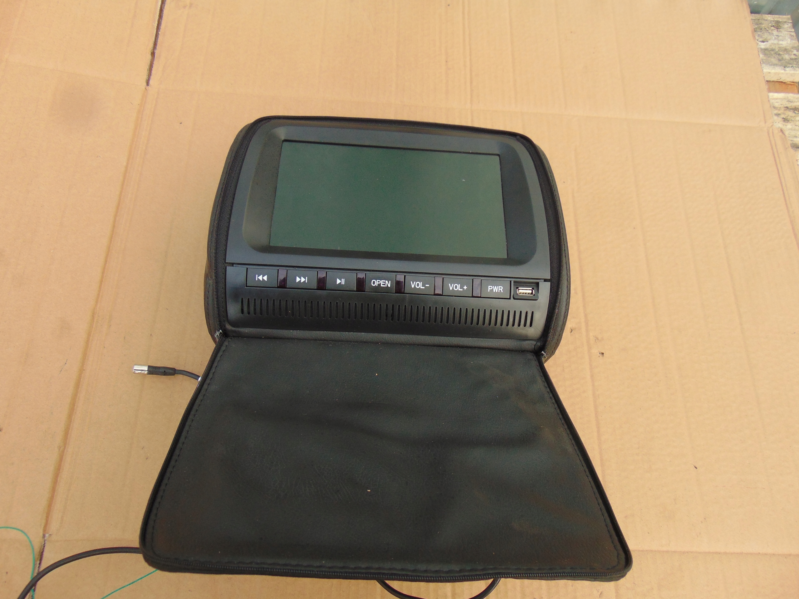 ПОДГОЛОВНИК DVD ДЛЯ ANDROID MONDEO MK4 S-MAX РАДИО