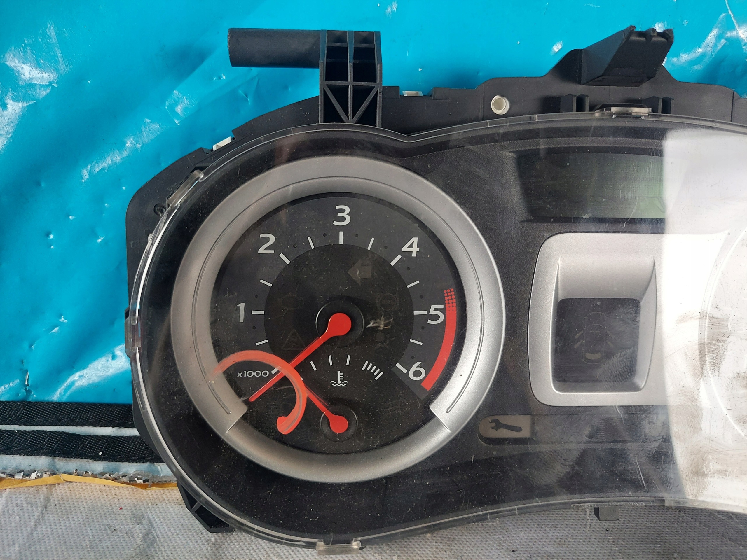 dials clock CLIO III 1.5 DCI 8200582705G