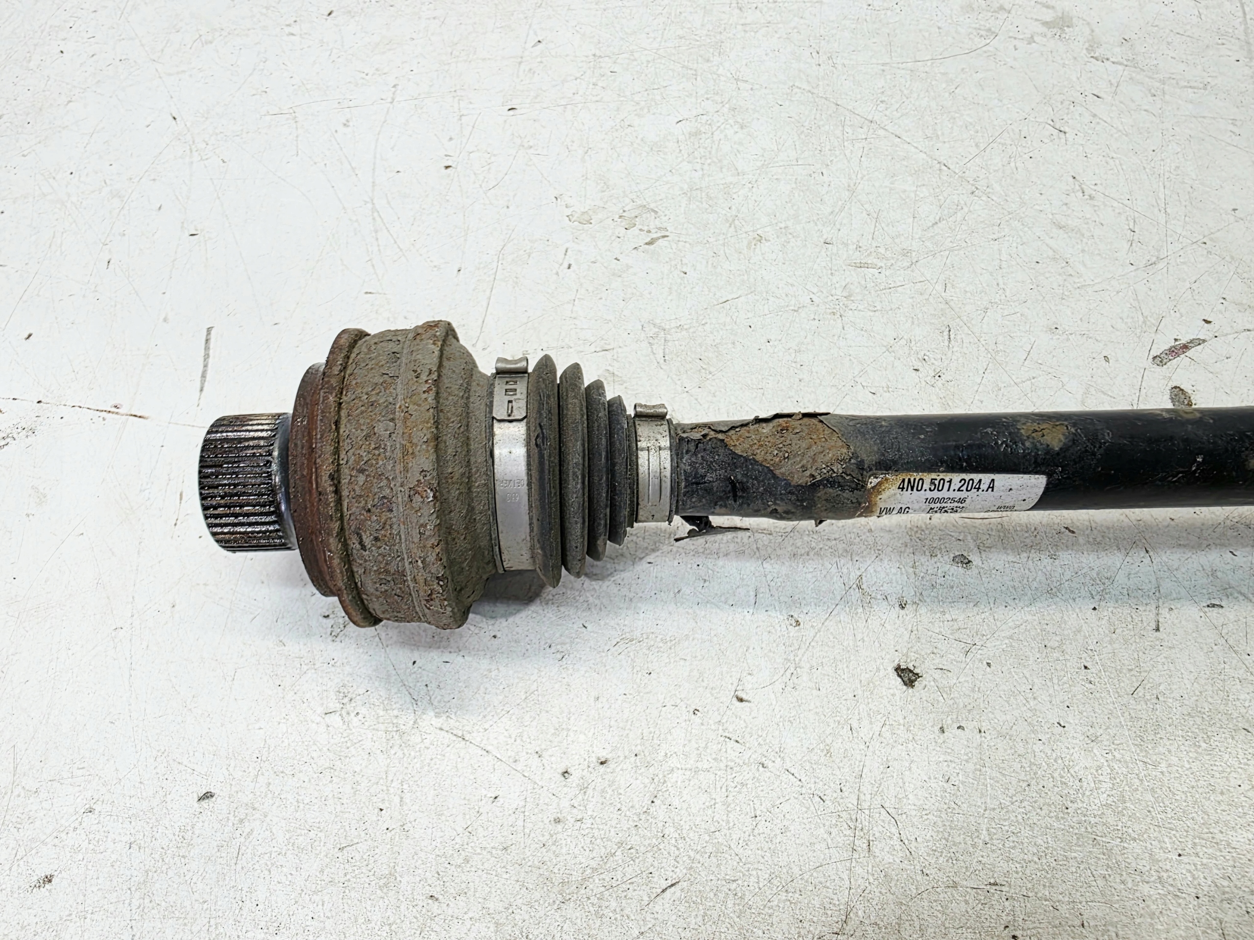 semi-axis right rear part AUDI A6 C8 A7 A8 D5 4N0501204A