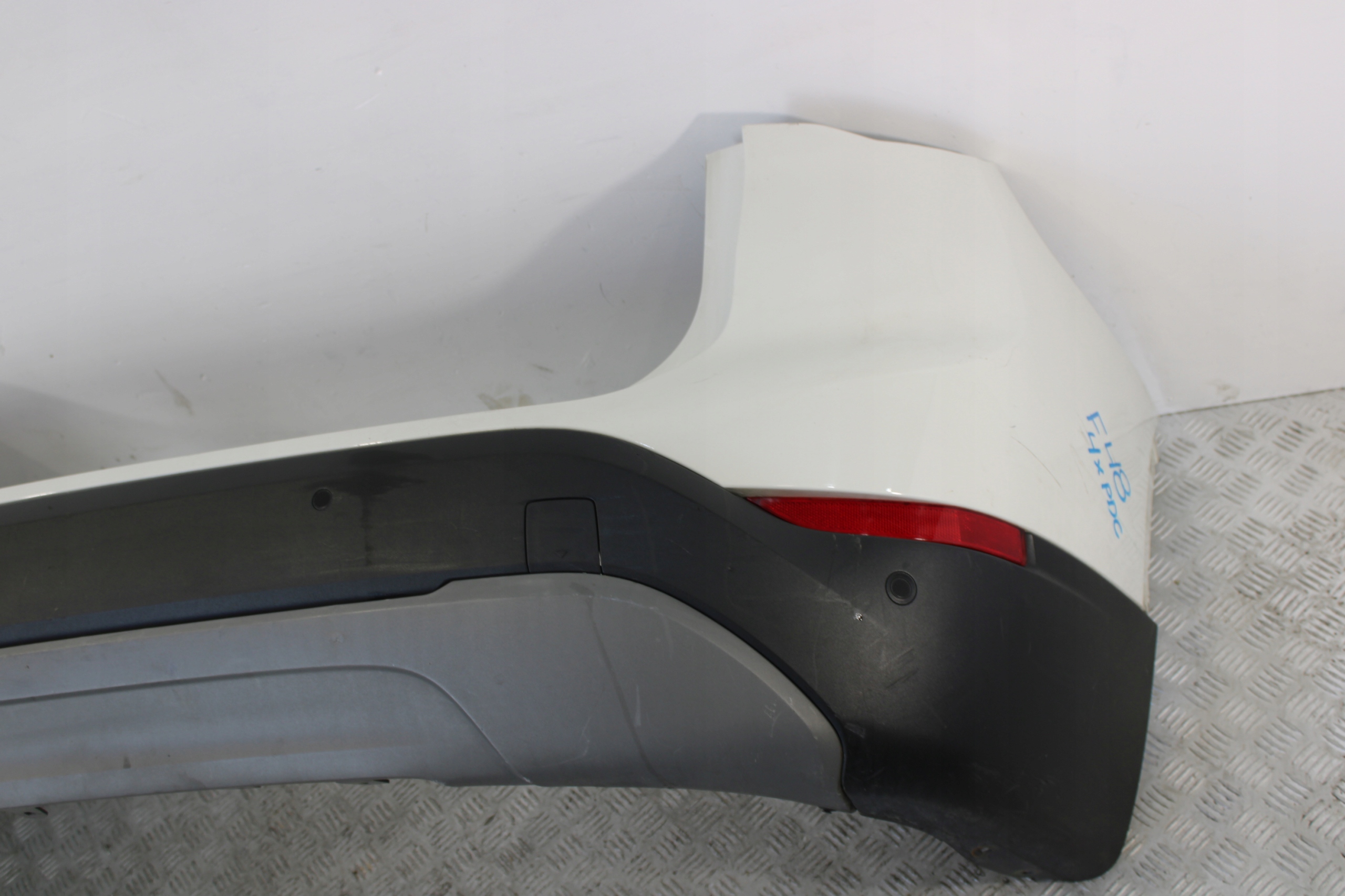 bumper rear part rear complete 4X PDC BMW X1 F48