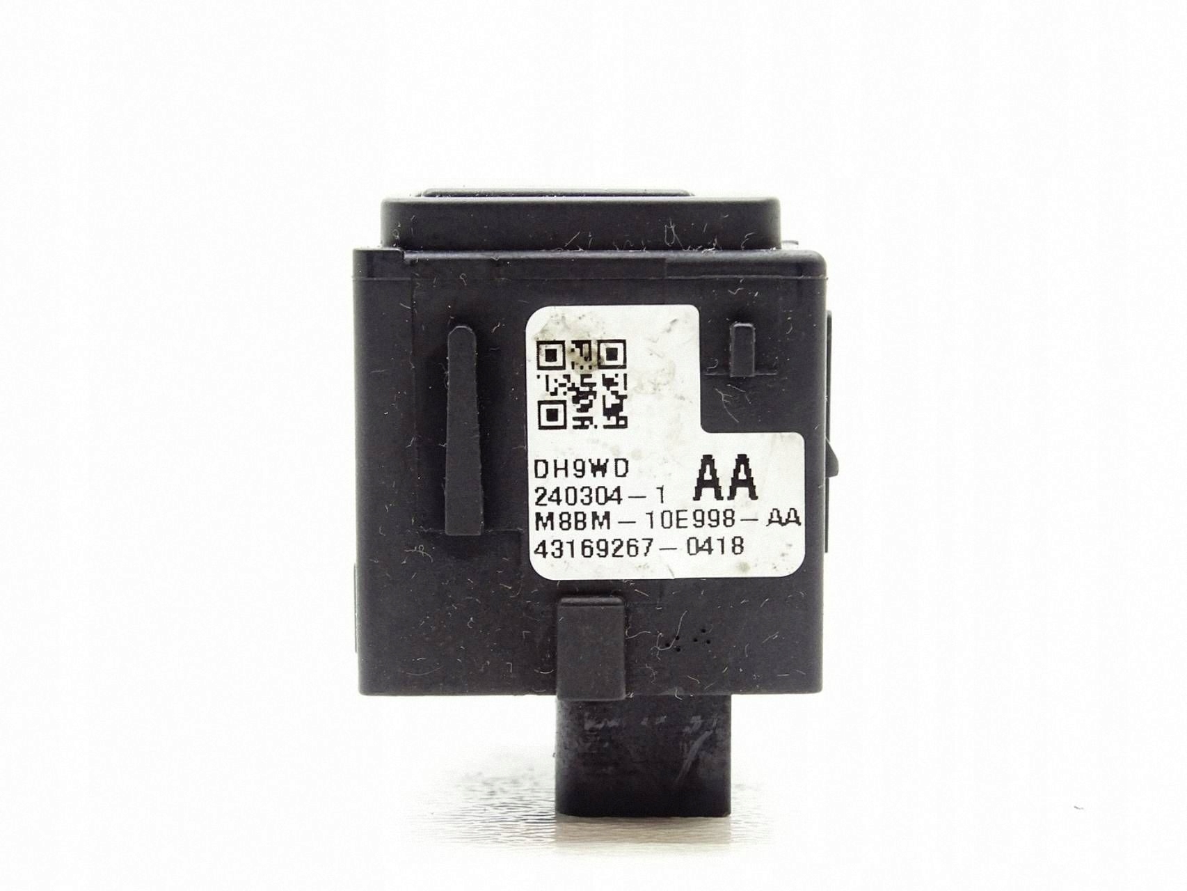 Bouton pour l’ouverture du capot RANGE ROVER M8BM-10E998-AA