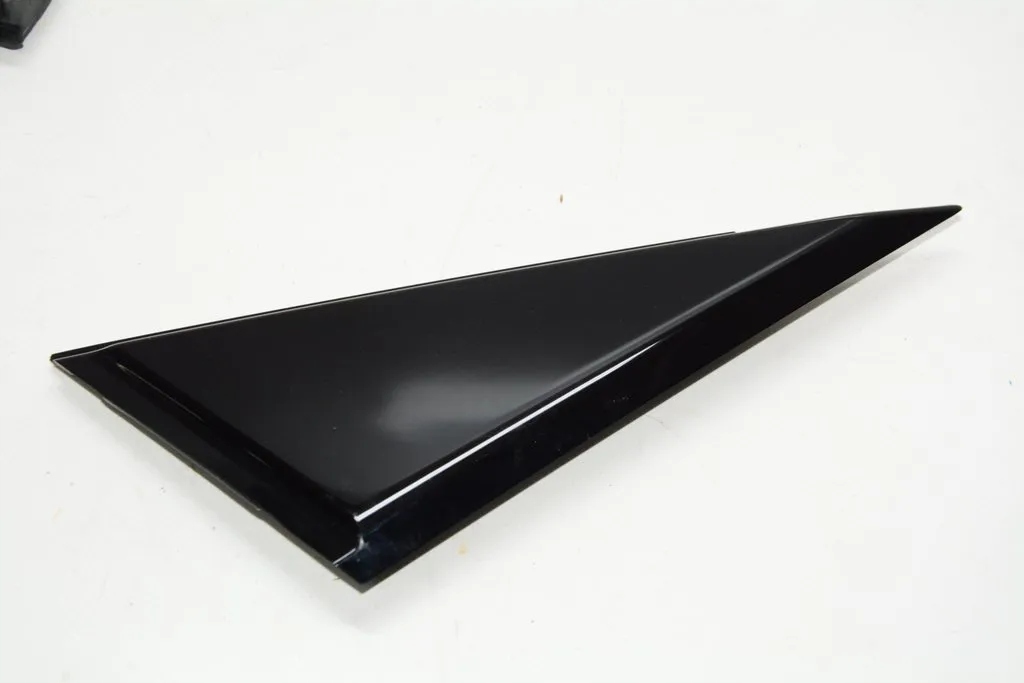 Накладка двери передняя левая 7322509 MINI F55