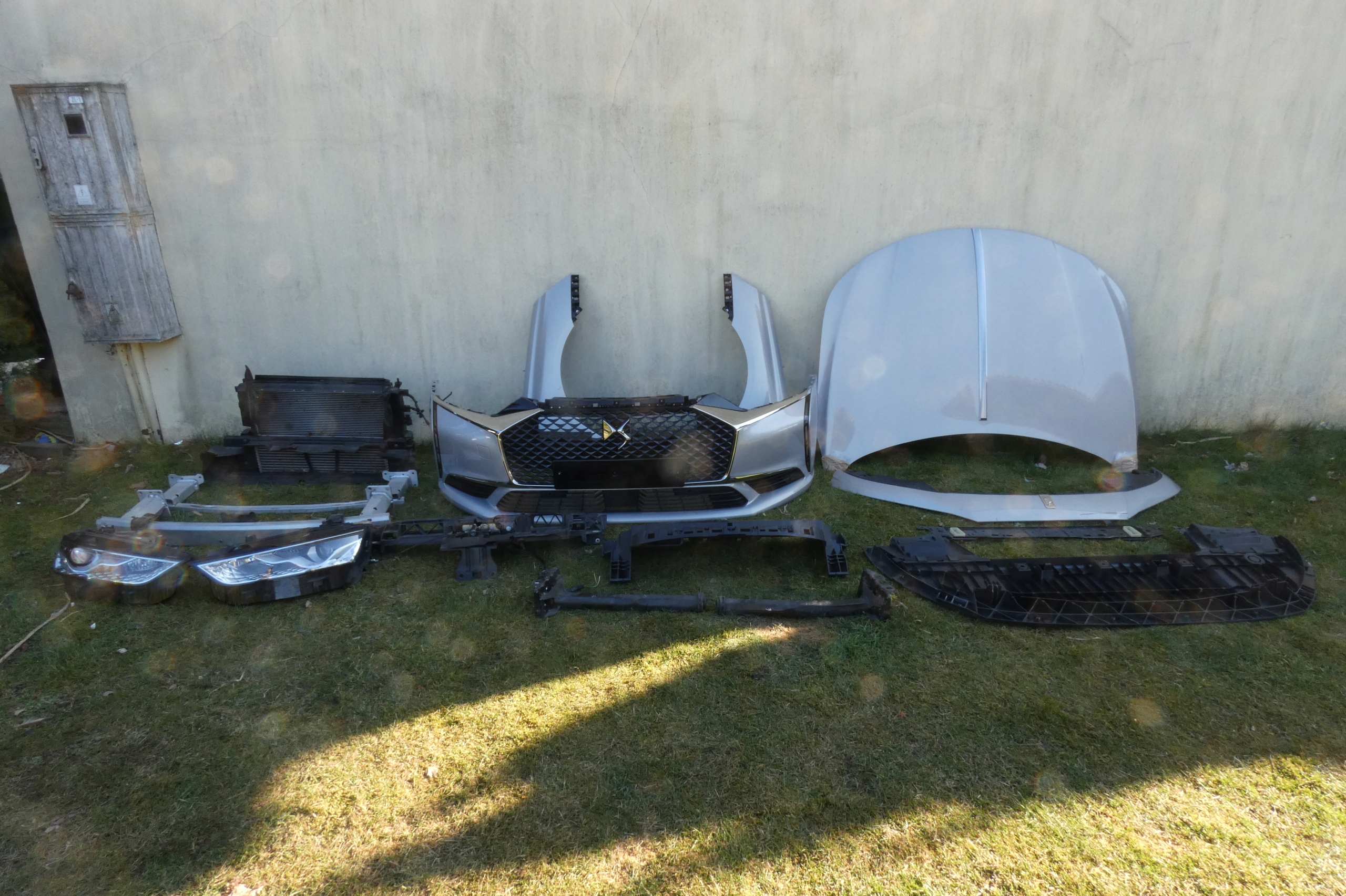CITROEN DS9 front bumper bonnet lights radiator EPH