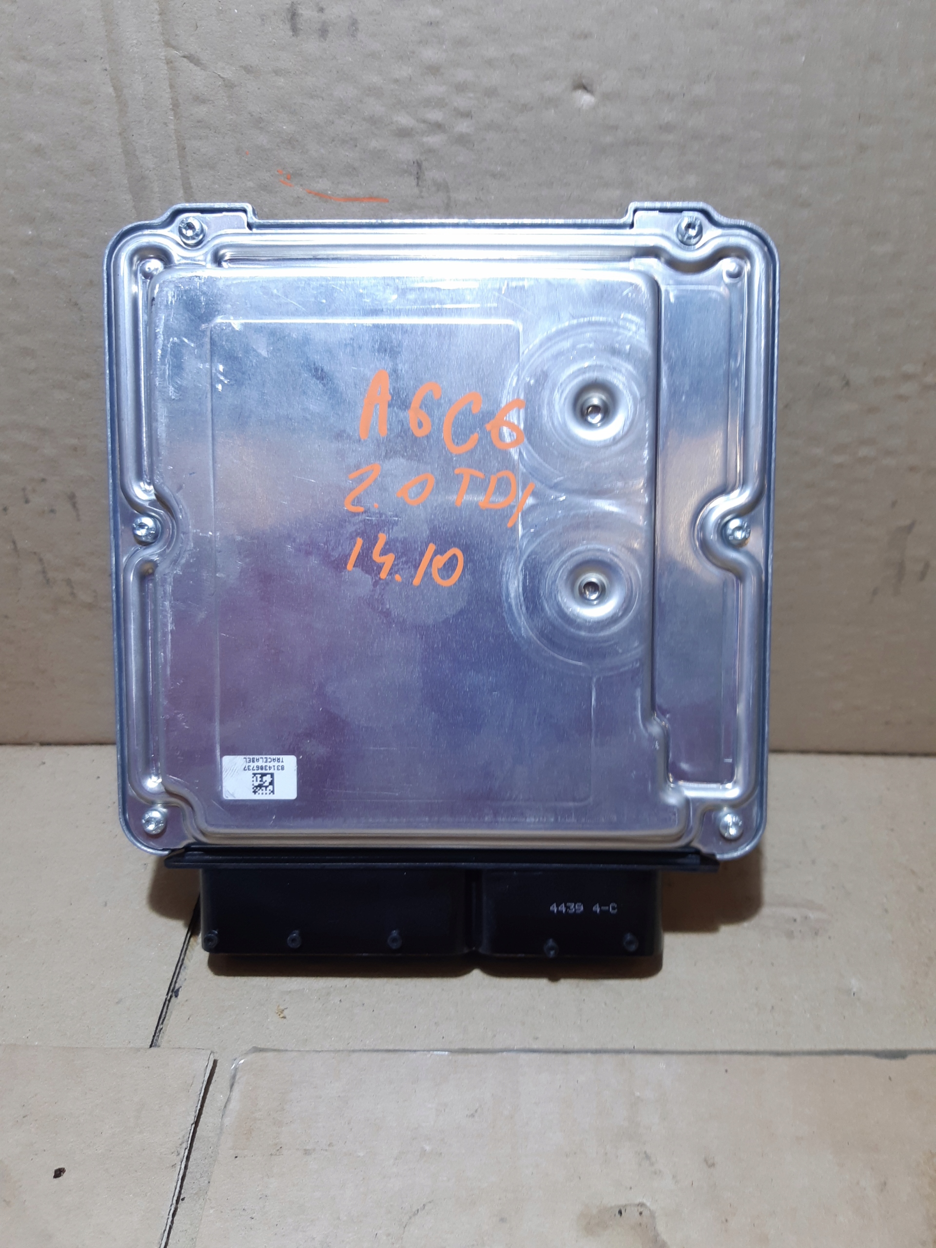 AUDI A6 C6 2.0 TDI computer control unit of the engine 03L906019AG