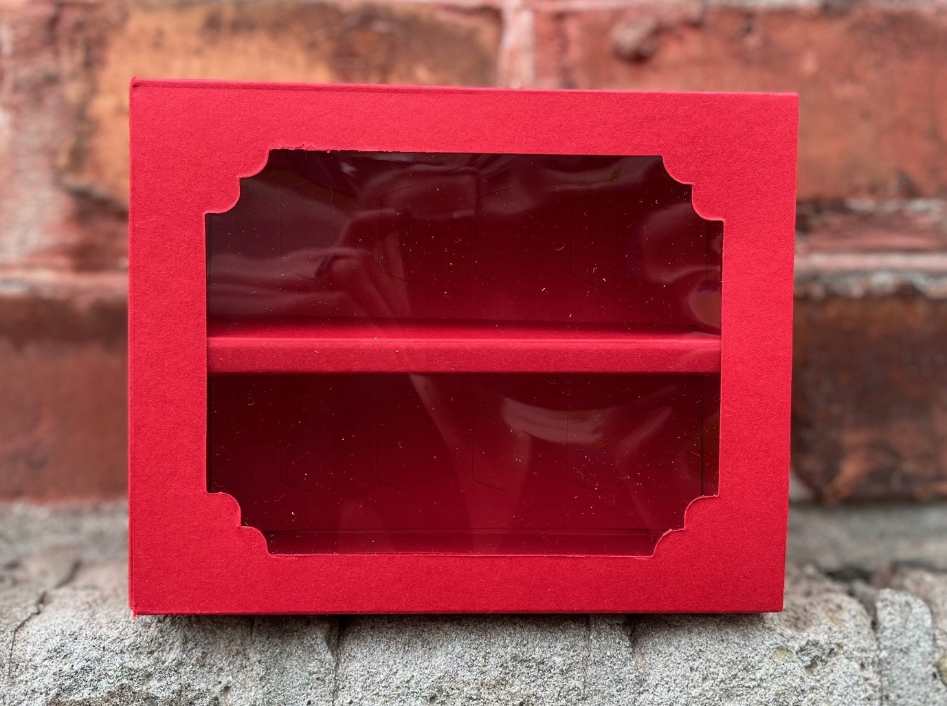 

Opakowanie na 10 makaroników Czerwone 13x16x5 cm 1